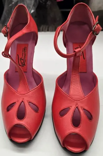 3.5" Malena III -- Women's Tango Shoe Hero Edge