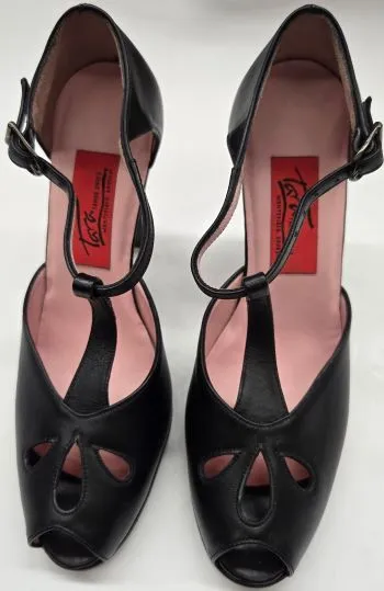 3.5" Malena III -- Women's Tango Shoe Seamless Fit Gym Workout