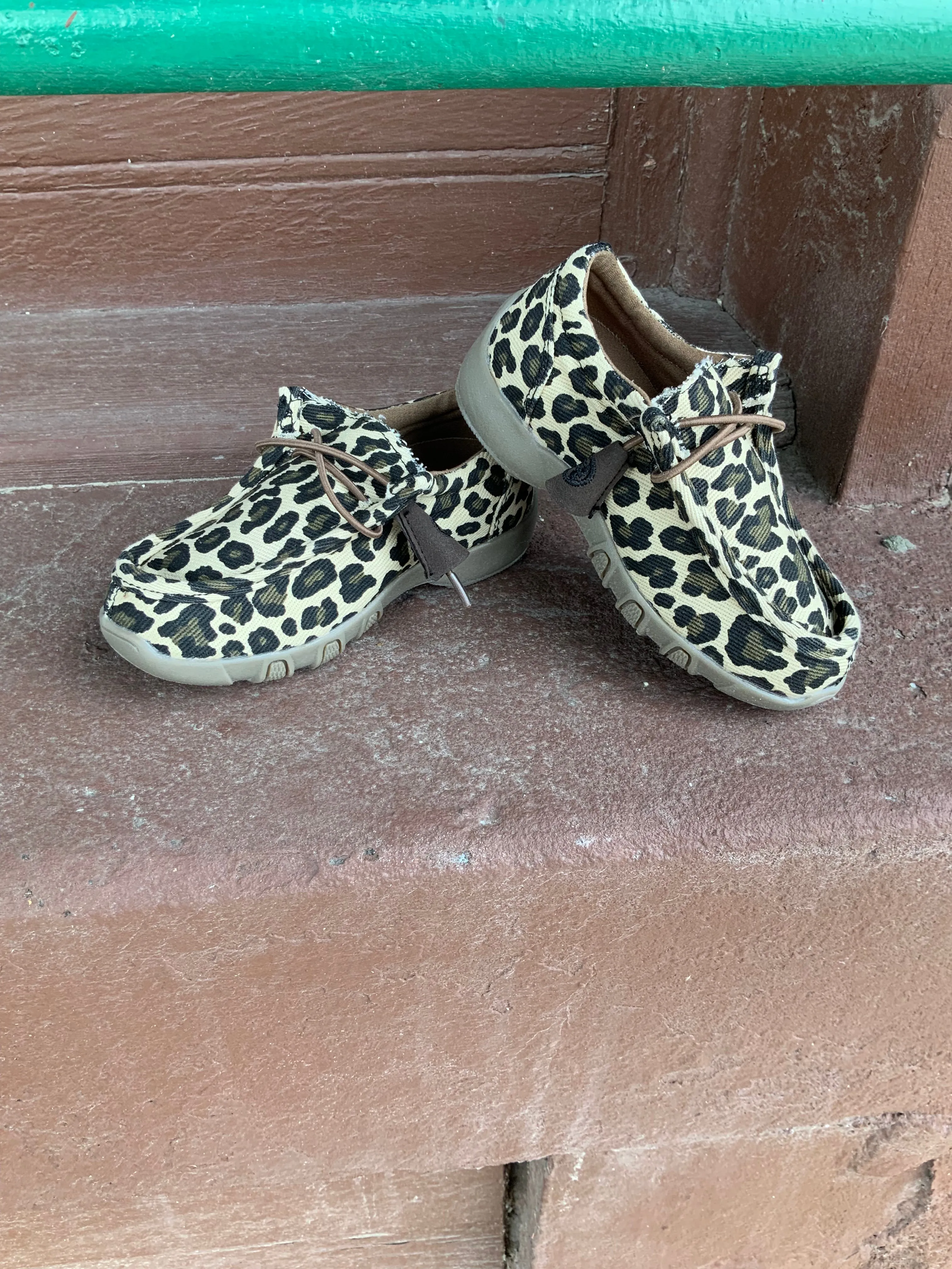 youth trend Deep Tread Roper Girl's Childrens Chillin' Leopard Canvas Slip On Casual Shoe 1791-2614
