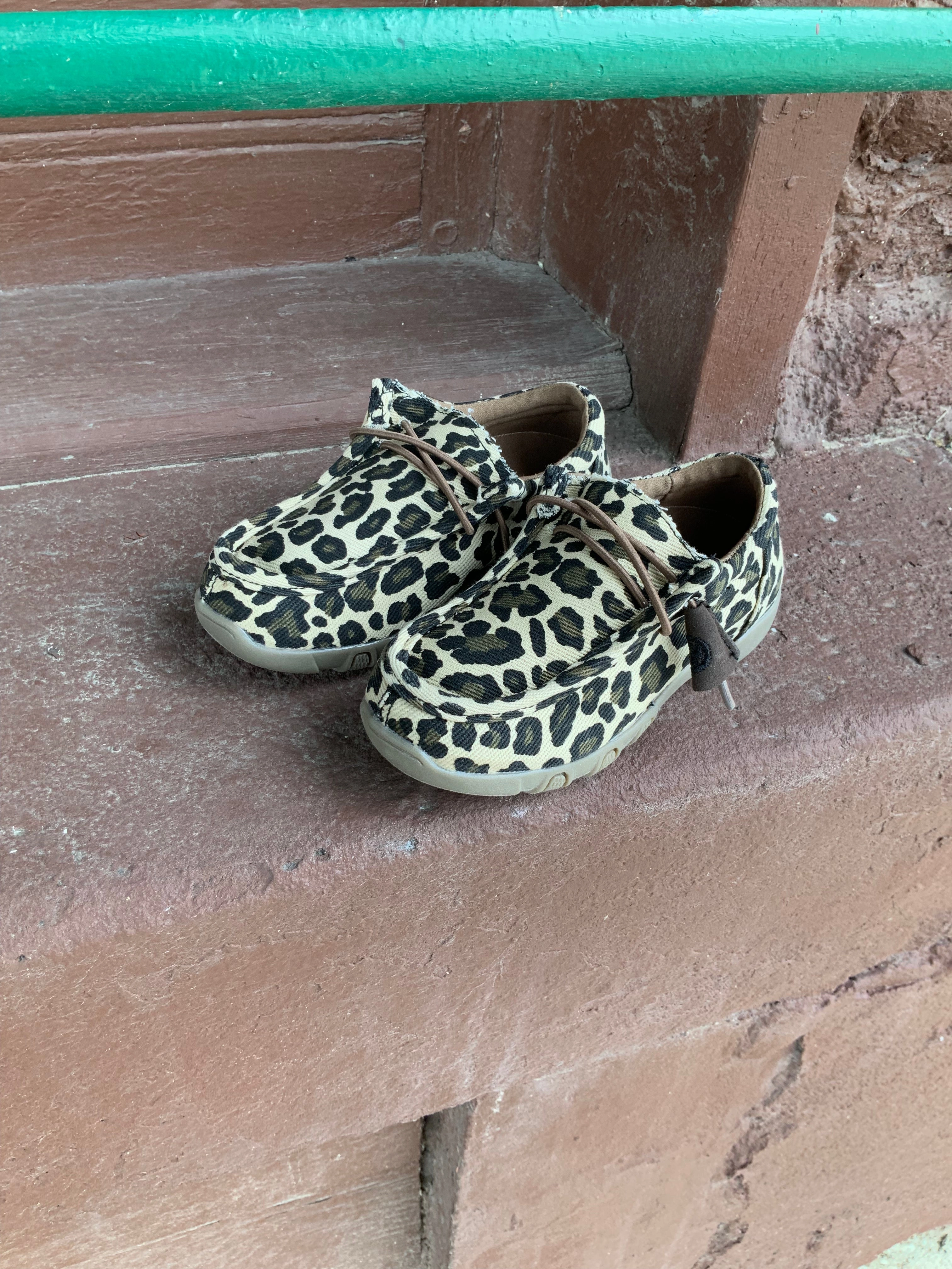 Sleek Construction Soft outsole Roper Girl's Childrens Chillin' Leopard Canvas Slip On Casual Shoe 1791-2614