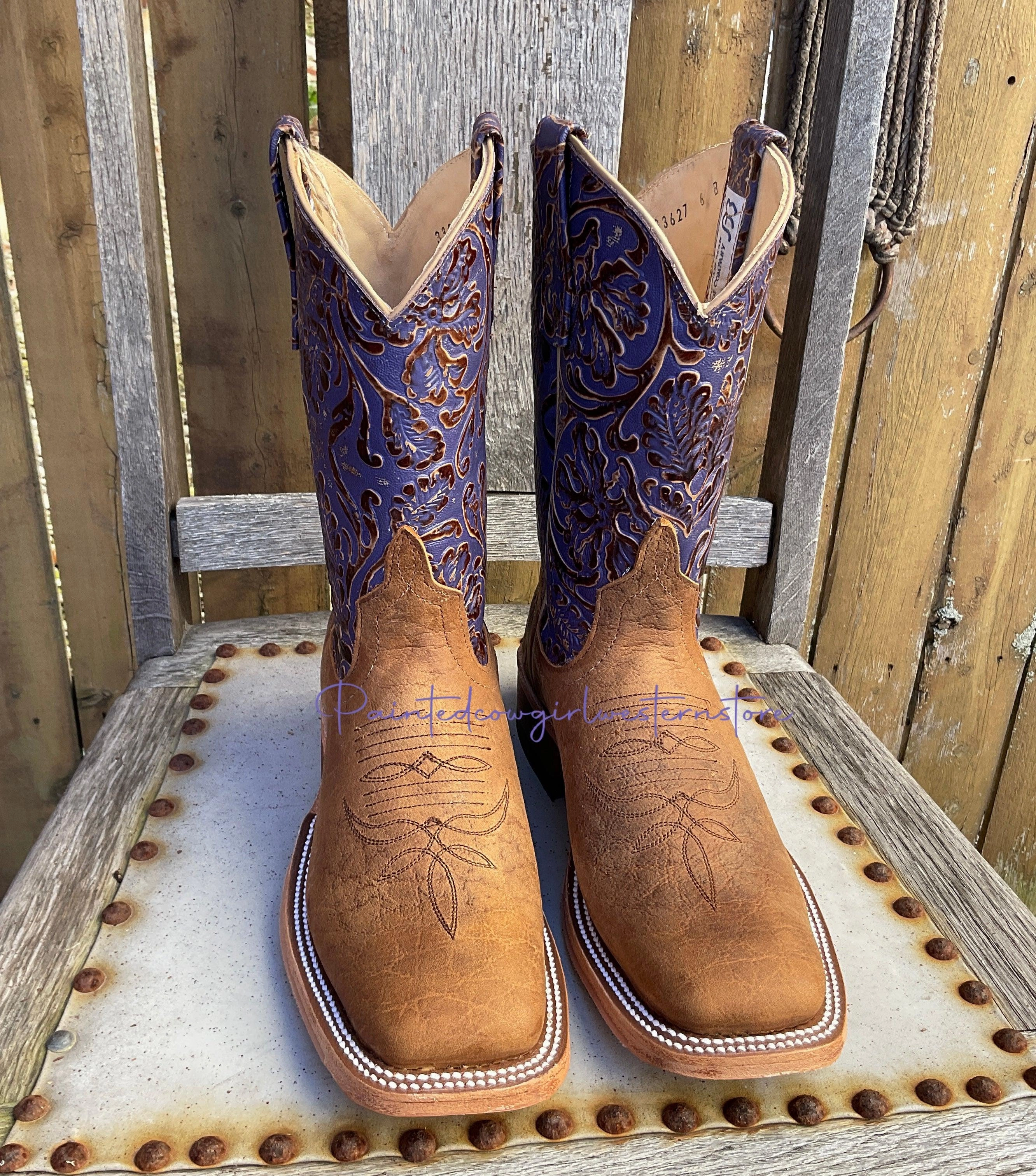 Insulated Comfort Tread Pattern Anderson Bean Women's Natural Brahman Bison/Grape Antique Tooled Top Square Toe Cowgirl Boots 333627 323445