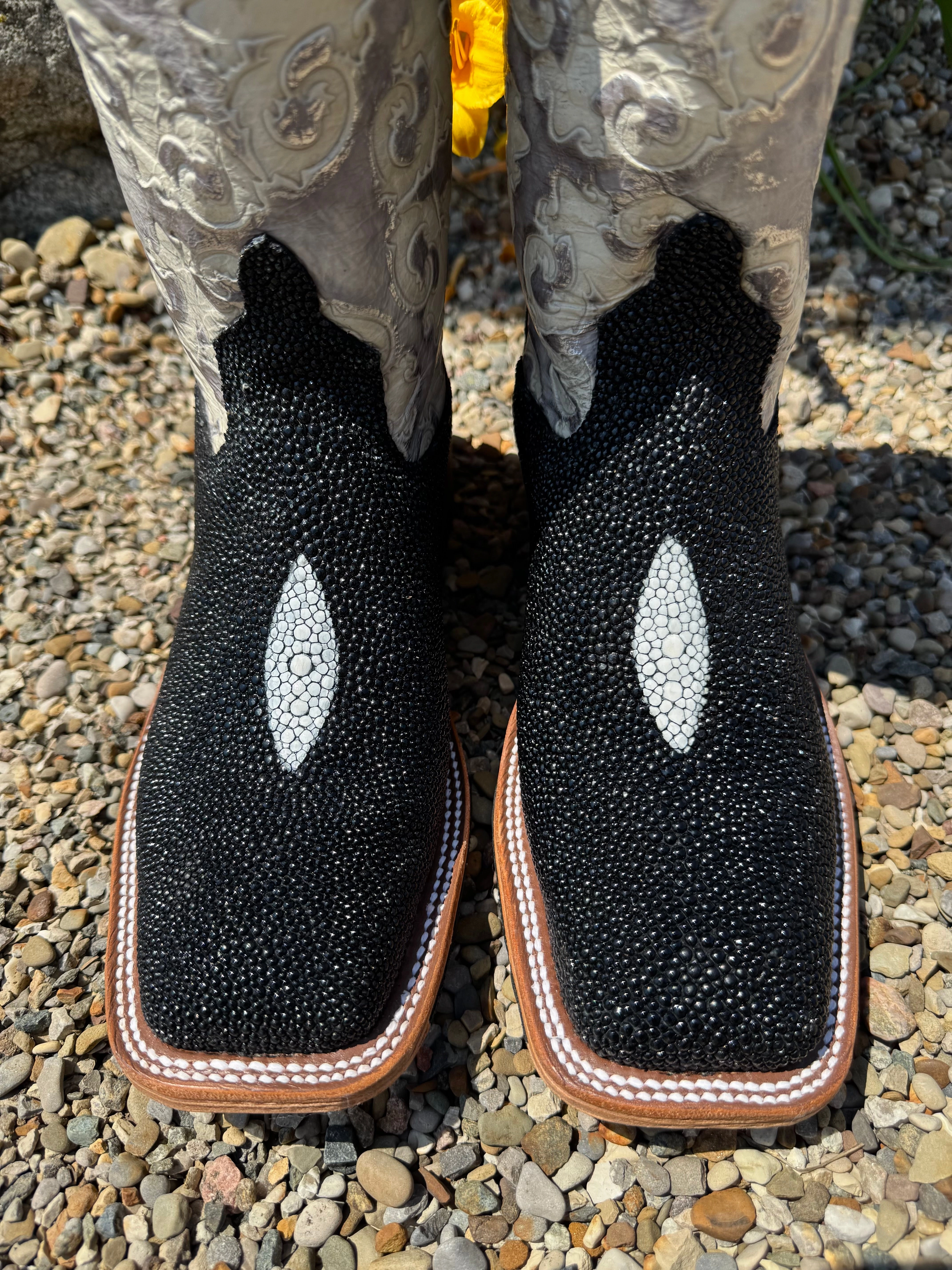 Durable Comfort Anderson Bean Women's Black Stingray & 10 Cobblestone Embossed Leather Top Square Toe Cowgirl Boots 335354