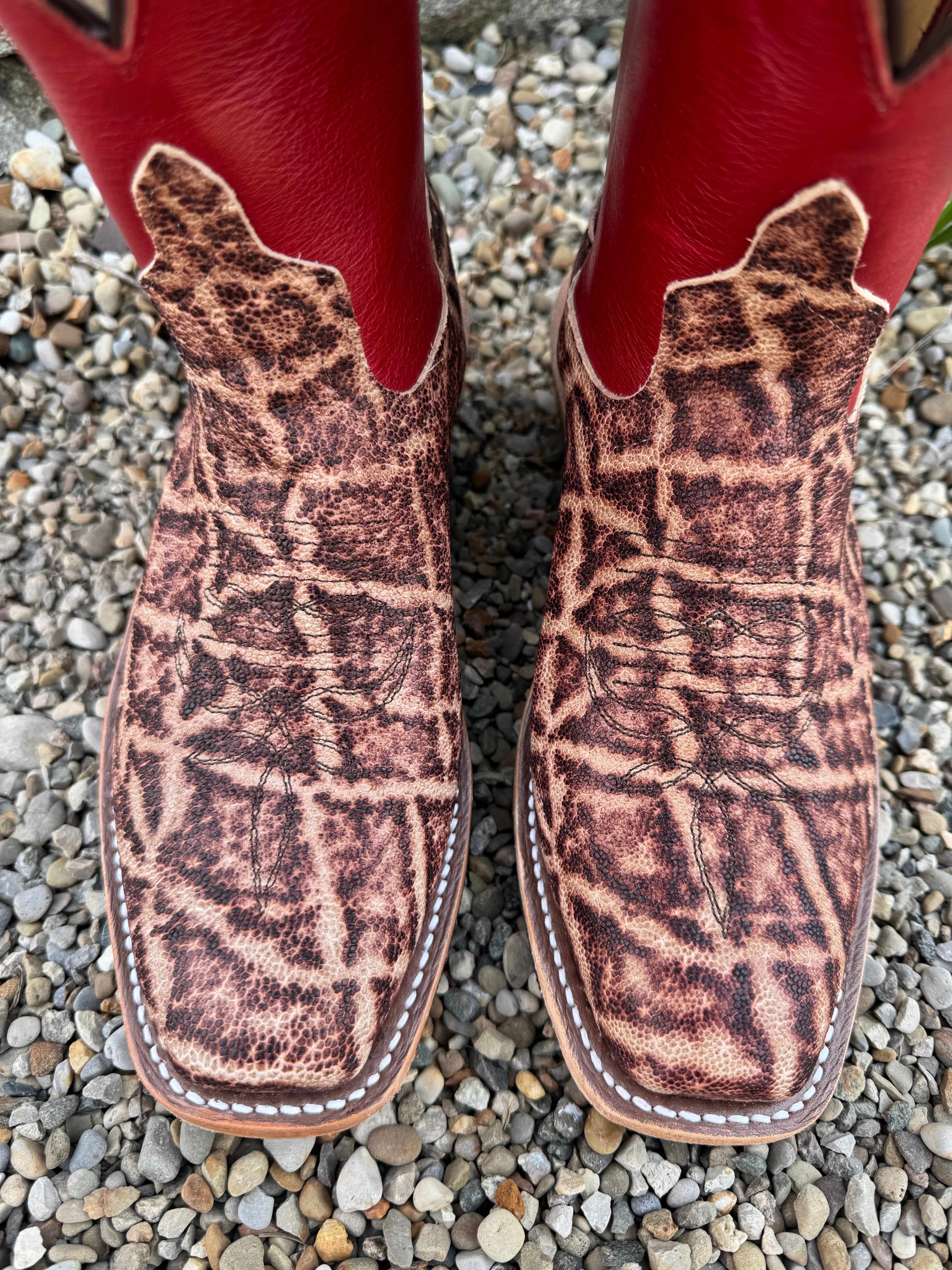 Anderson Bean Women's Terra Vintage Elephant & Tamarillo Red Cutter Toe Cowboy Boots 335350 Padded Liner Snow protection