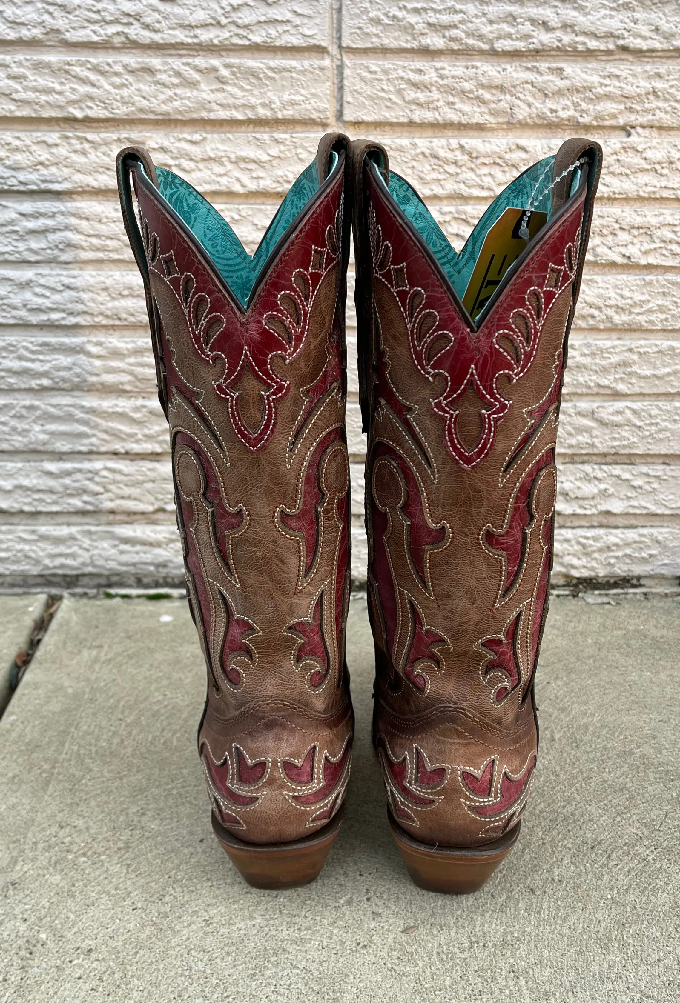 Corral Women's Orix Brown with Red Inlay Snip Toe Cowgirl Boots C3924 Extreme Cold Free Spirit