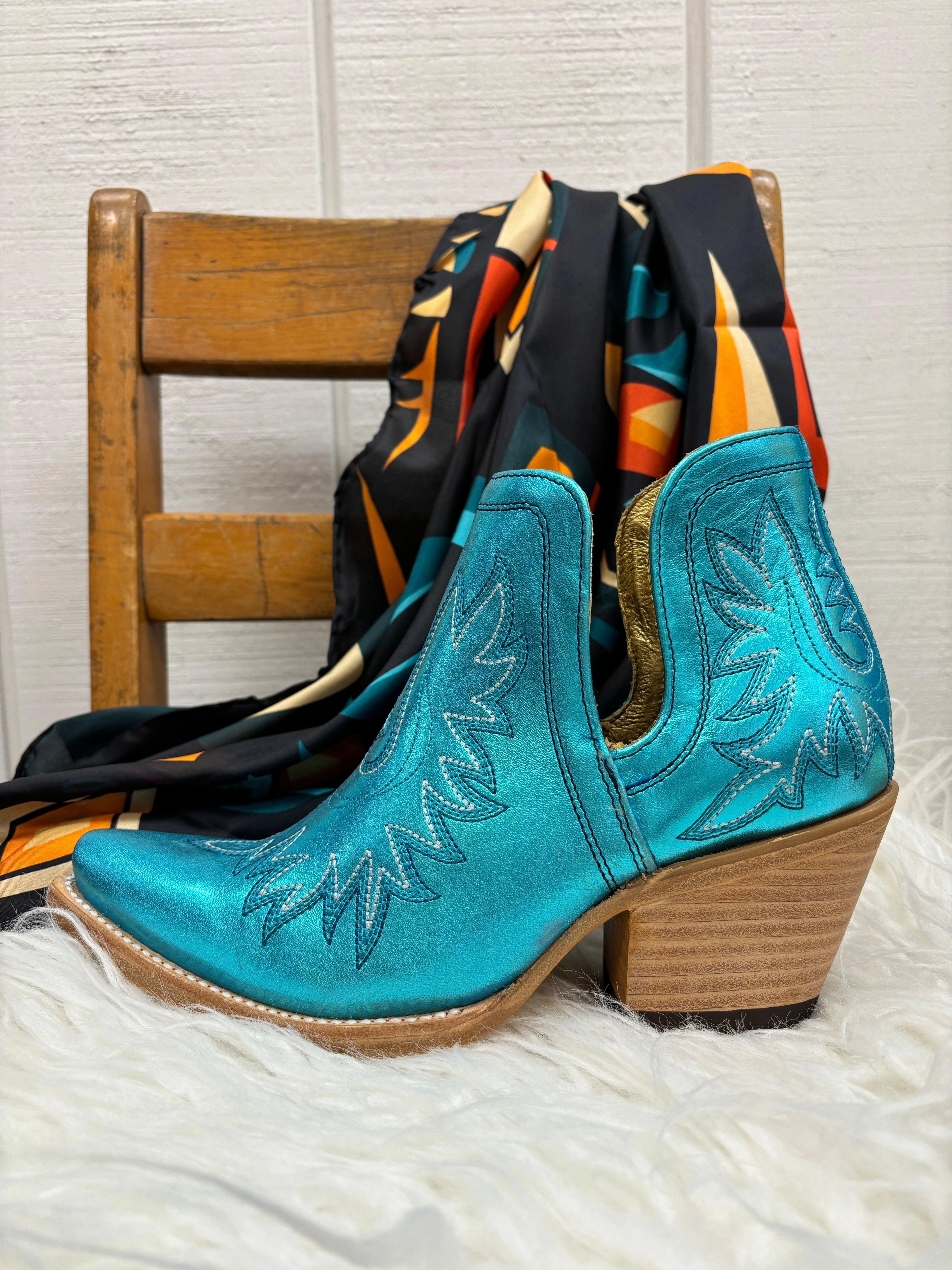 High-quality Ariat Women's Electric Calypso Metallic Blue Dixon Shortie Boots 10050873