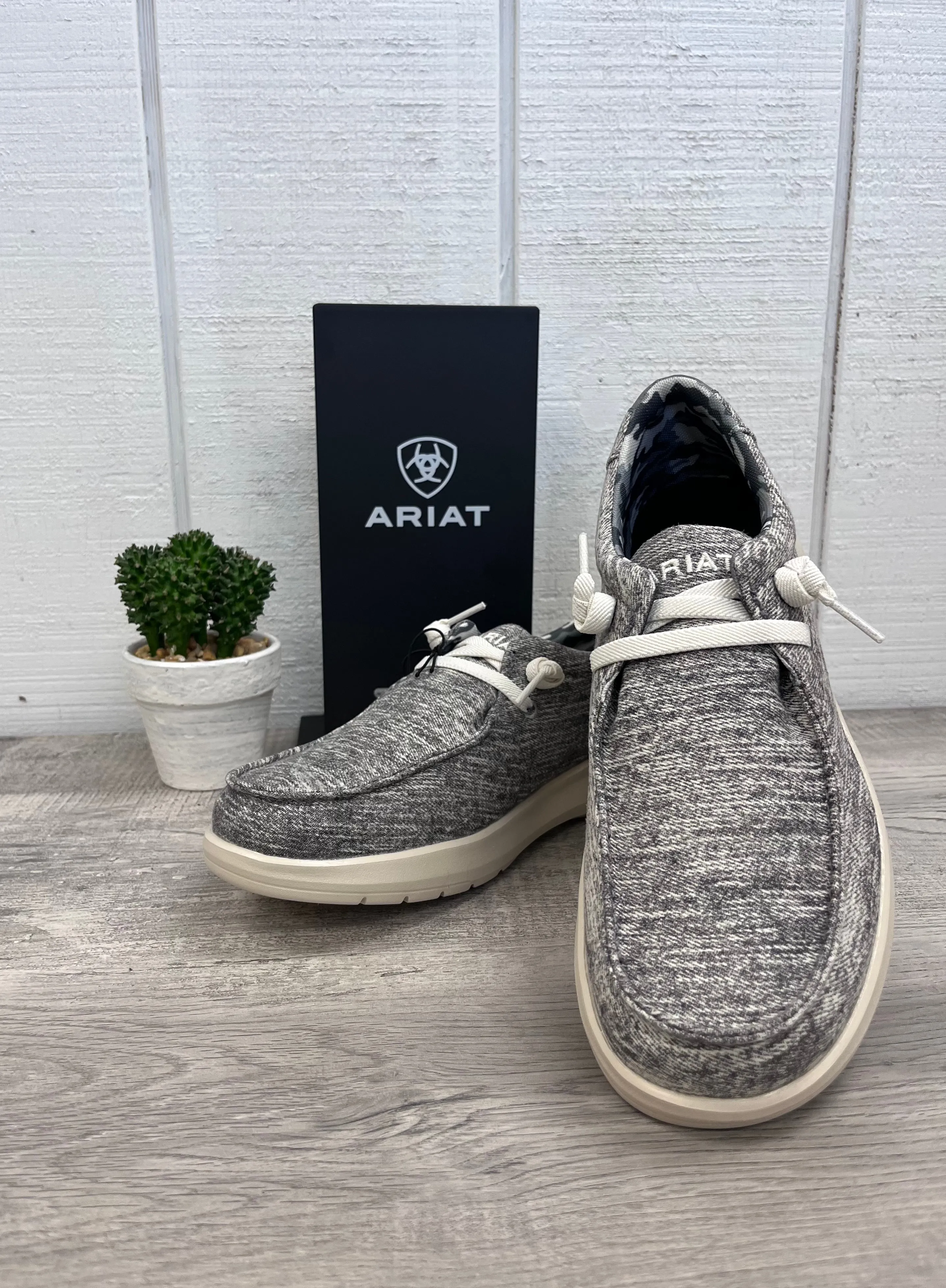 Fairy Step Ariat Men's Washed Grey Denim Hilo Casual Shoe 10061211