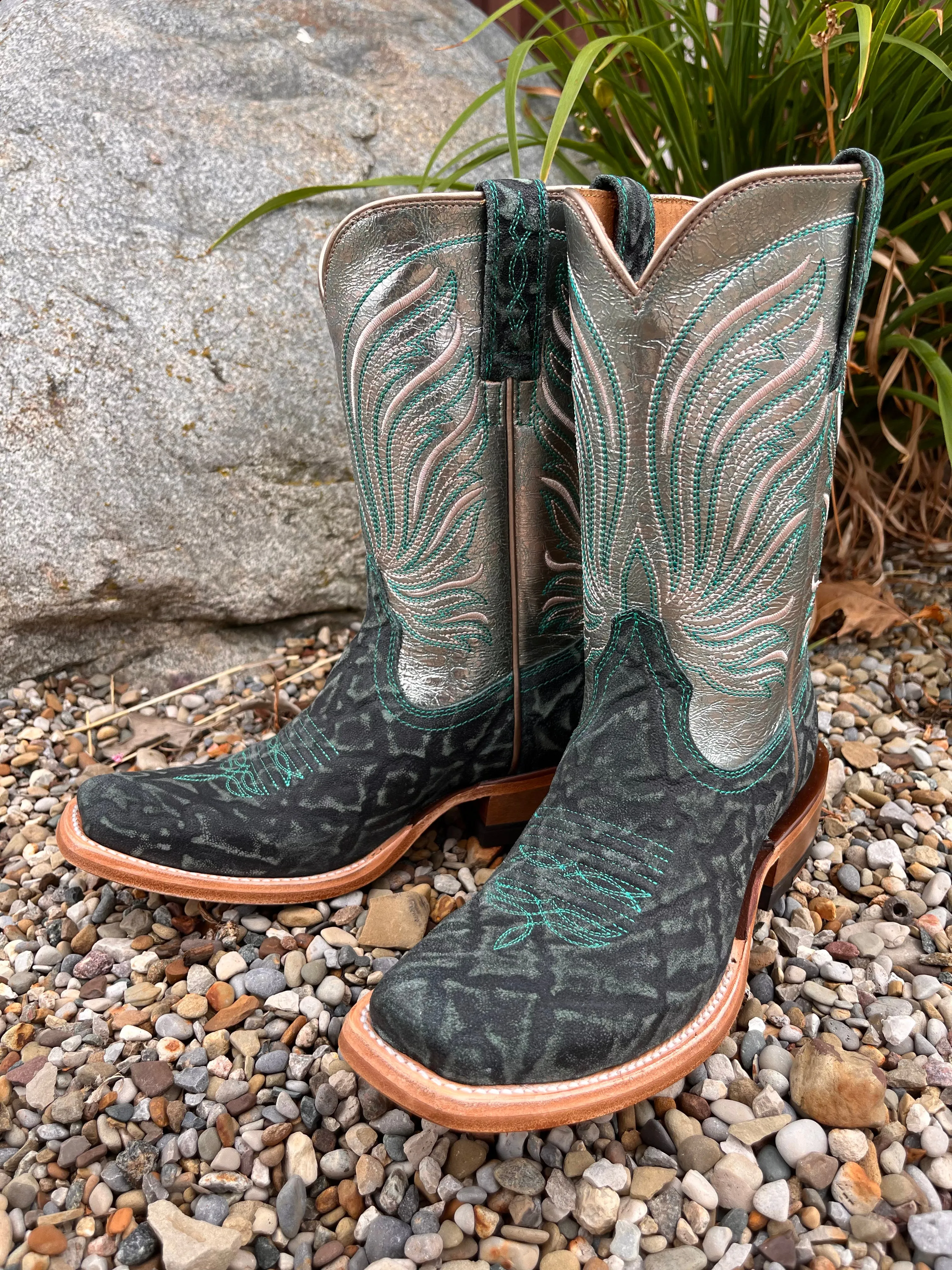 Ariat Women's Futurity Dash Pewter & Mint Green Elephant Print Boots 10053807 Lightweight Sole Anti-slip