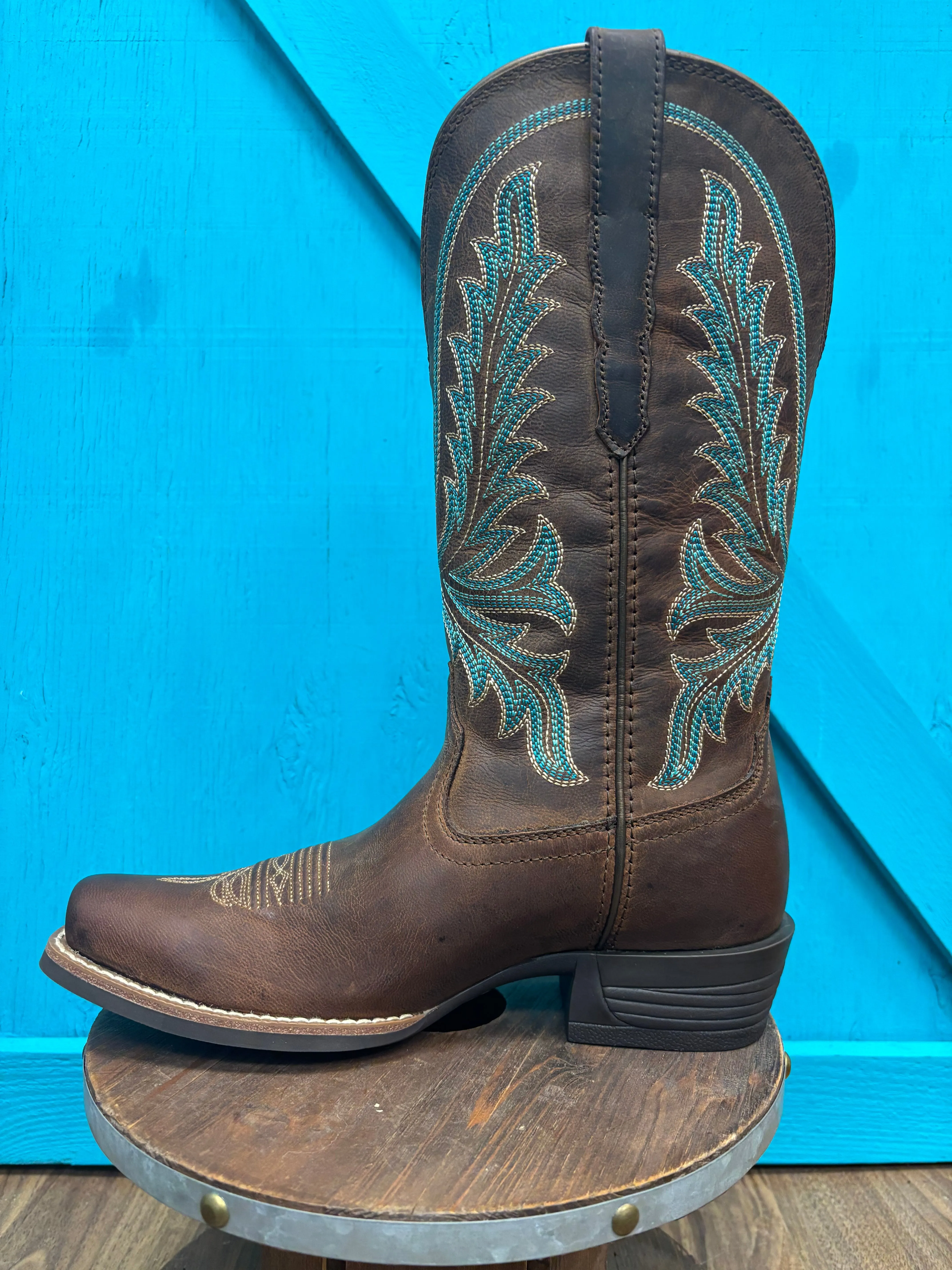 Ariat Women's Sassy Brown Rock Creek Narrow Cutter Toe Cowgirl Boots 10061144 Utility Style