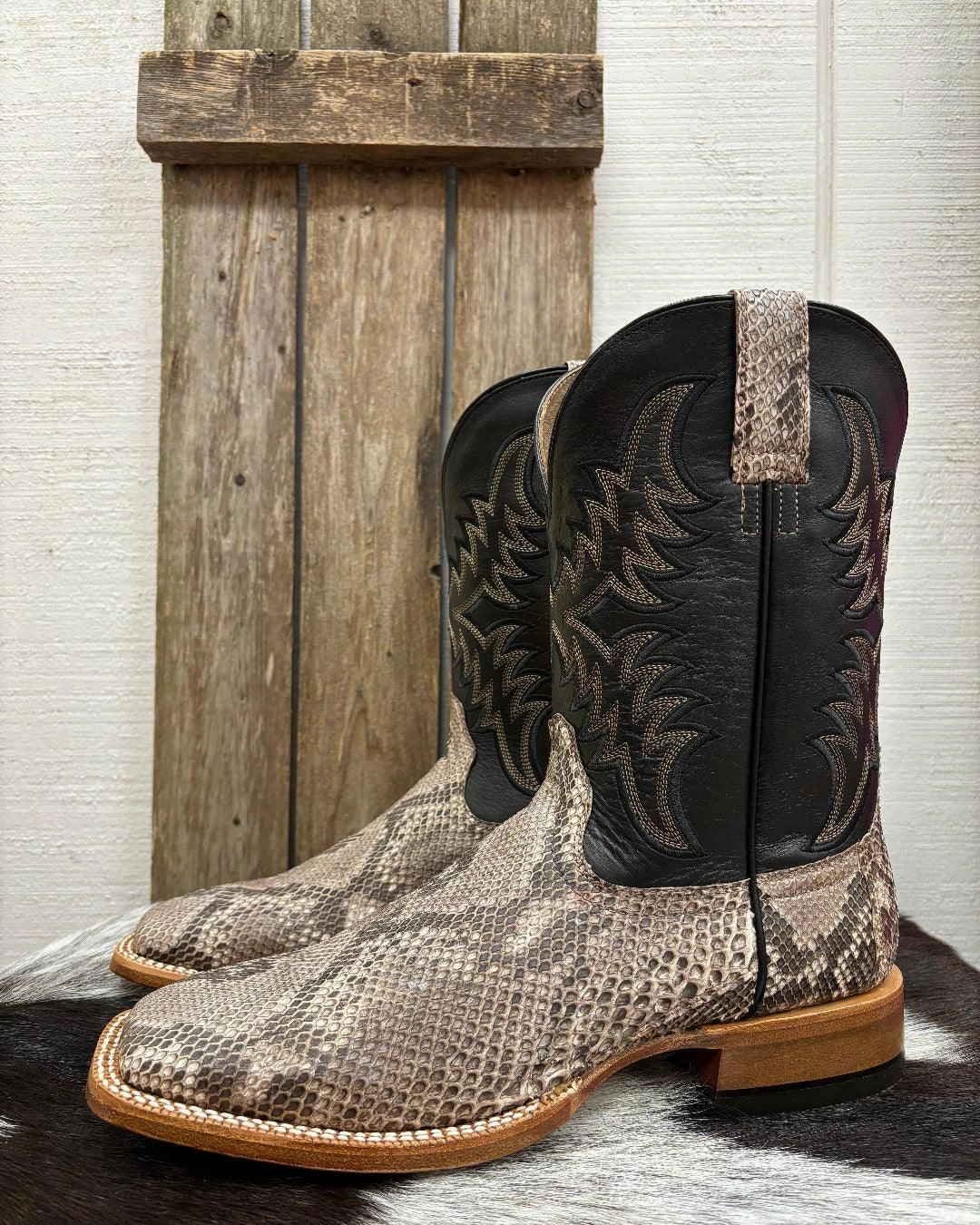 Ariat Men's Tan Python & Ancient Black Dry Gulch Square Toe Cowboy Boots 10047081 All Fit Lace-Up Design
