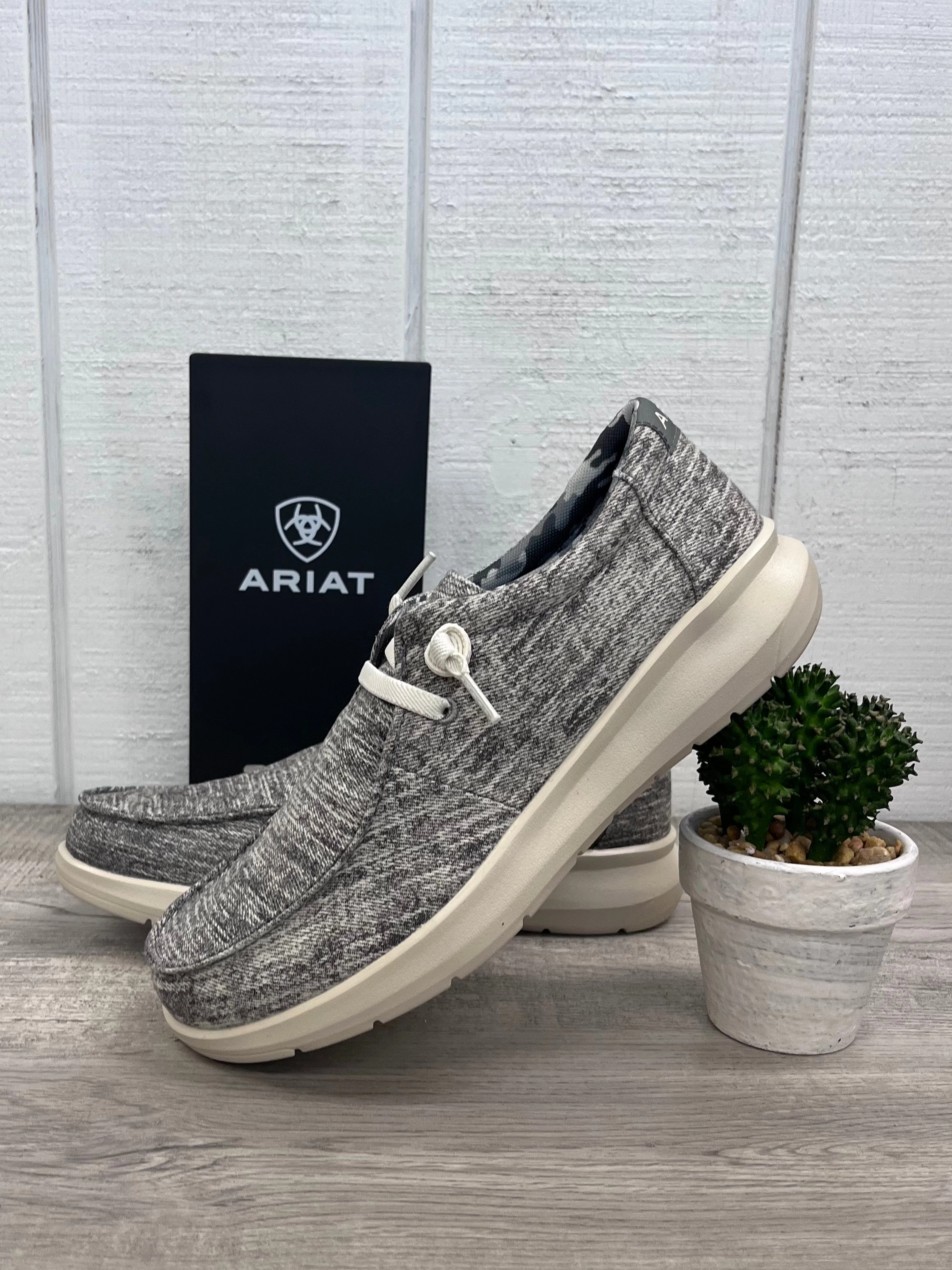 Ariat Men's Washed Grey Denim Hilo Casual Shoe 10061211 Heart Glow Japan Neat