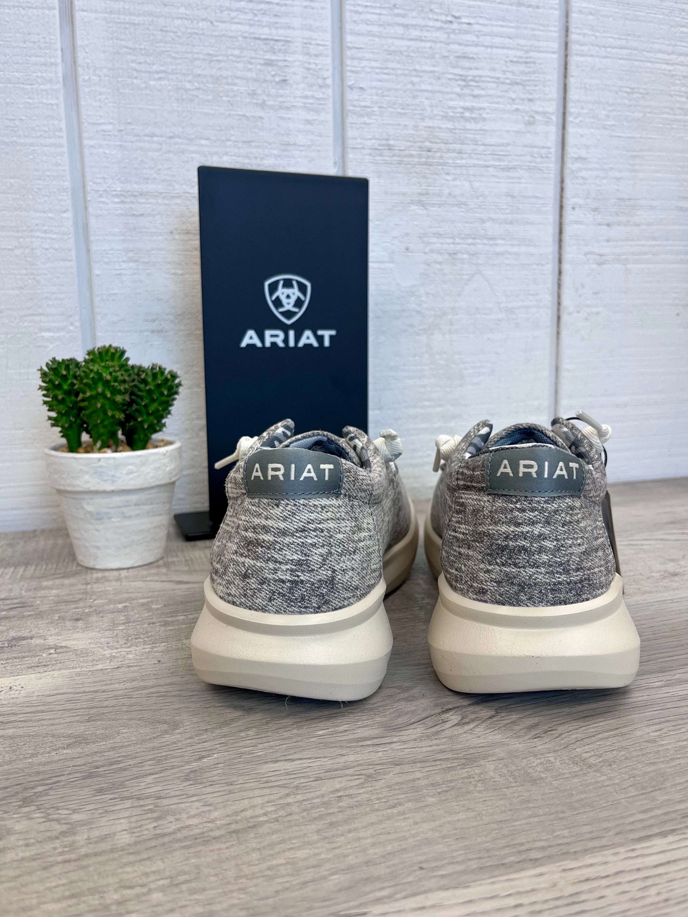 Ariat Men's Washed Grey Denim Hilo Casual Shoe 10061211 Star Path