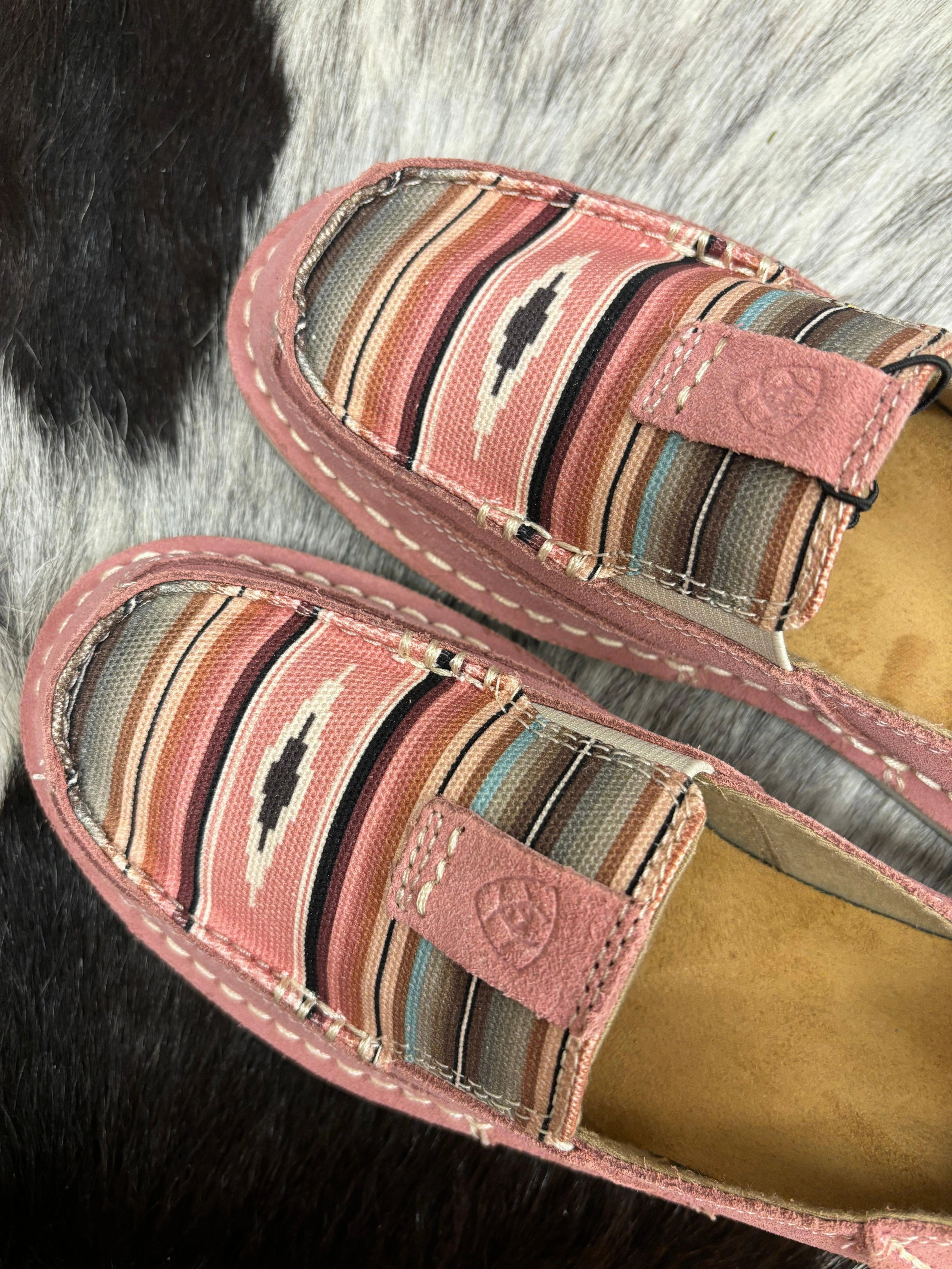 Color Pop Action Ready Ariat Women's Azalea Suede & Baby Pink Serape Cruiser Shoes 10050958