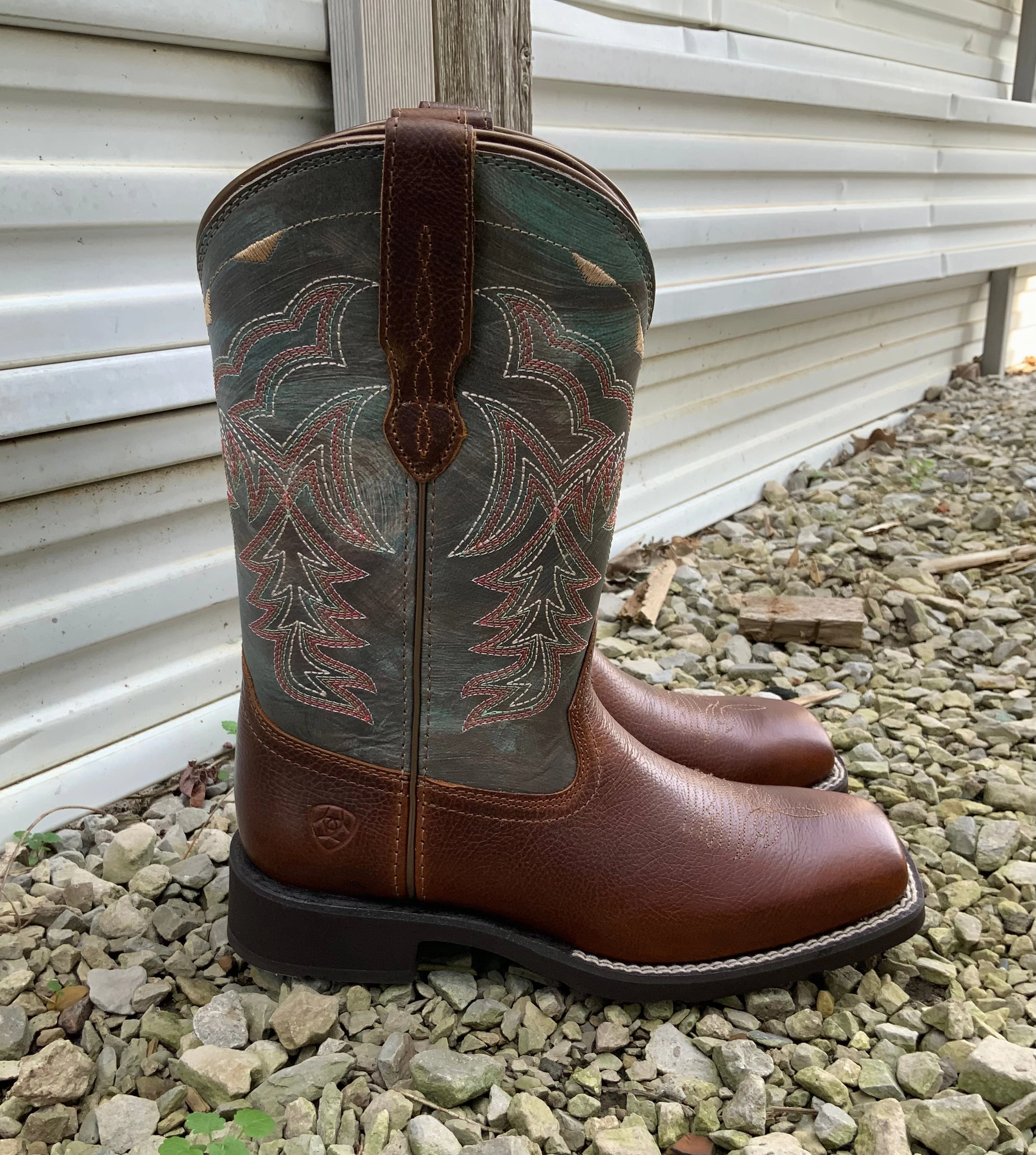 Ariat Women's Delilah Cider Brown Wide Square Toe Cowgirl Boots 10042420 Fashion Guy