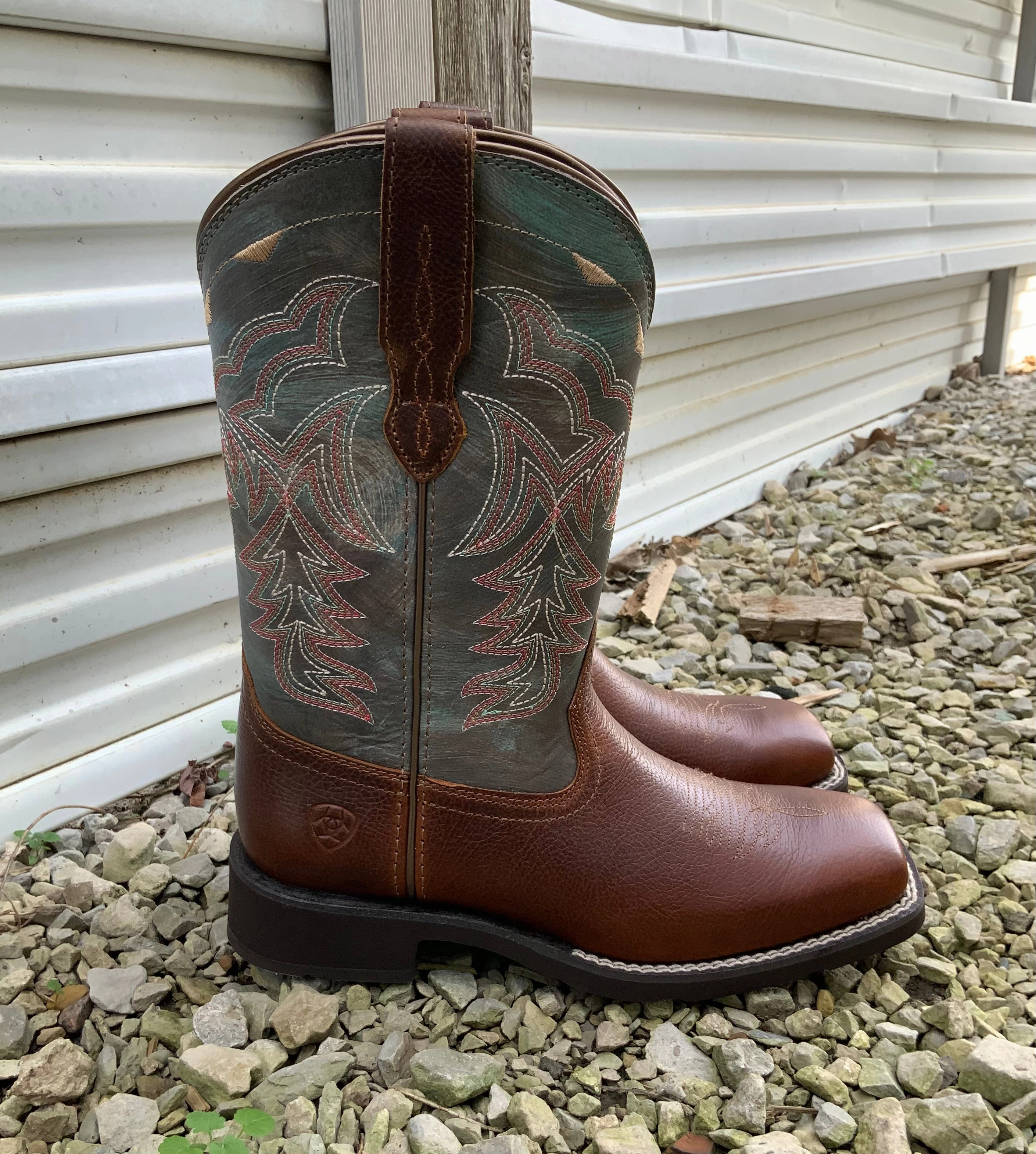 Ariat Women's Delilah Cider Brown Wide Square Toe Cowgirl Boots 10042420 Fashion Guy