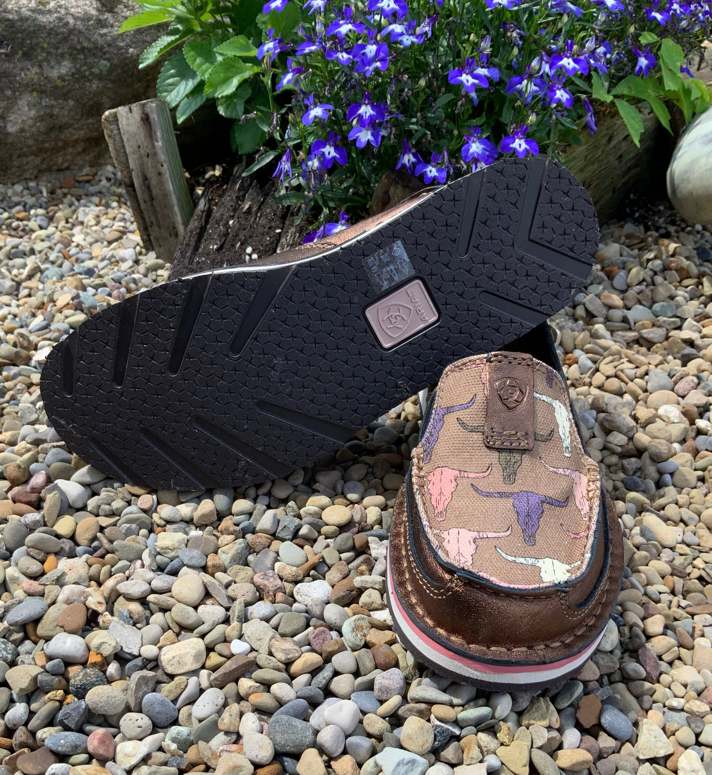 Ariat Women's Metallic Bronze Pink Steerhead Cruiser Shoe 10042524 Everyday Look Timeless Fit