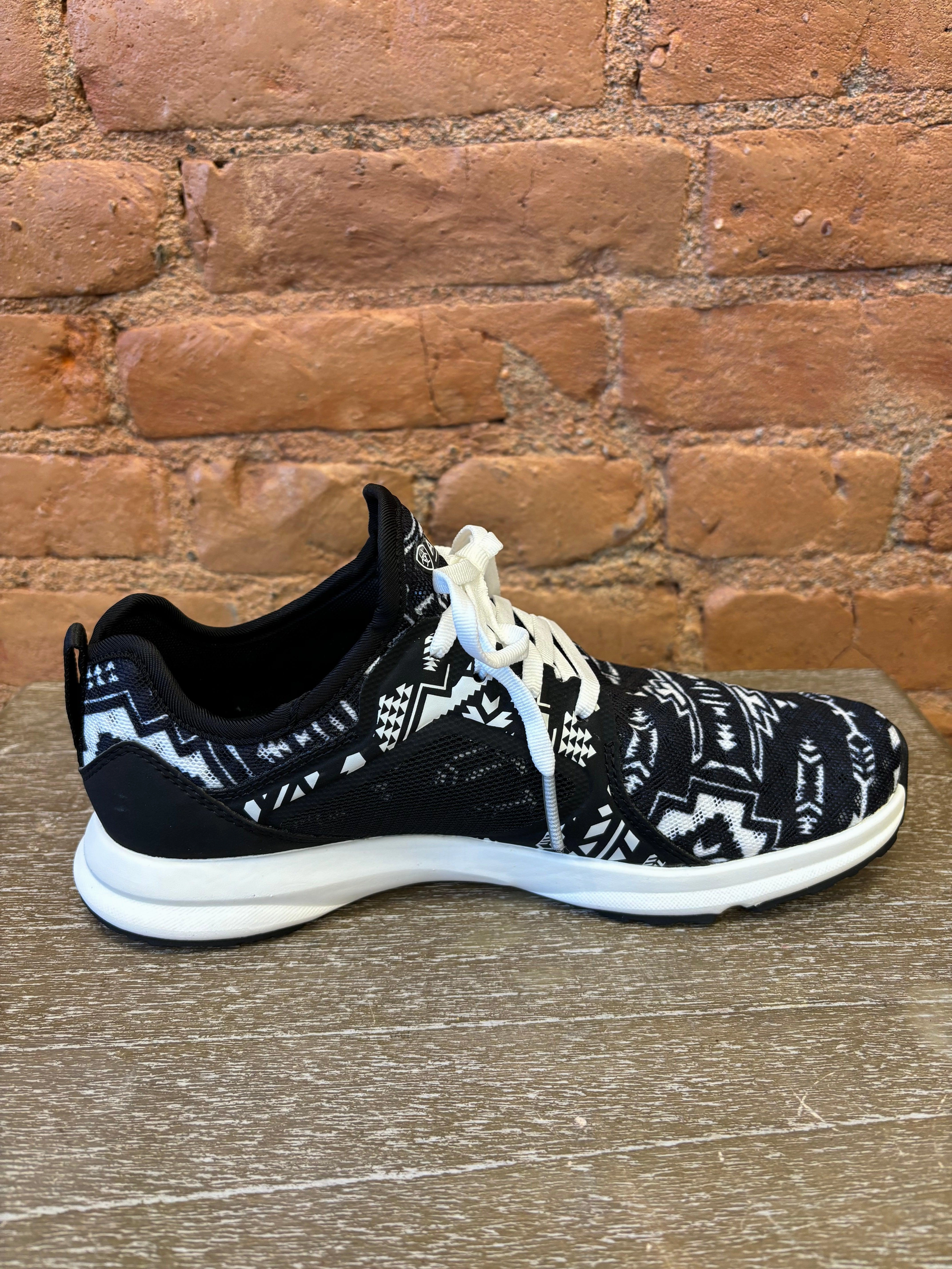 Match All Ariat Women's Midnight Montana Fuse Lace-Up Tennis Shoe 10050877