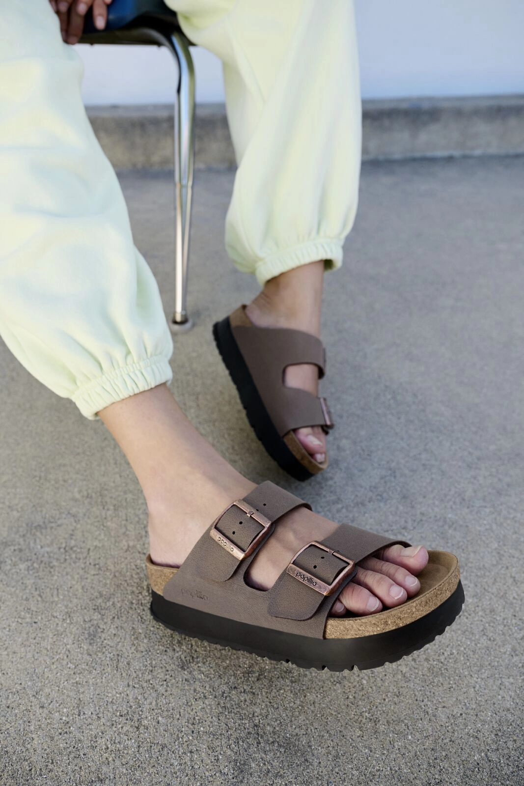 Arizona Platform | Vegan | Birkibuc | Mocha Open Feel Sleek Feel