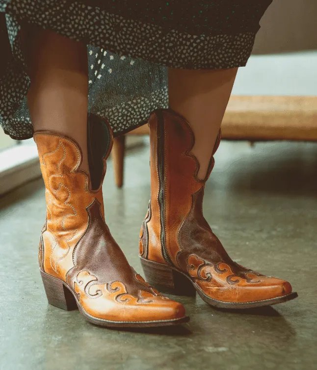 Water Resistant Bed Stu Women's Deuce Pecan Almond Rustic Snip Toe Fashion Cowgirl Boot F328041-PARS