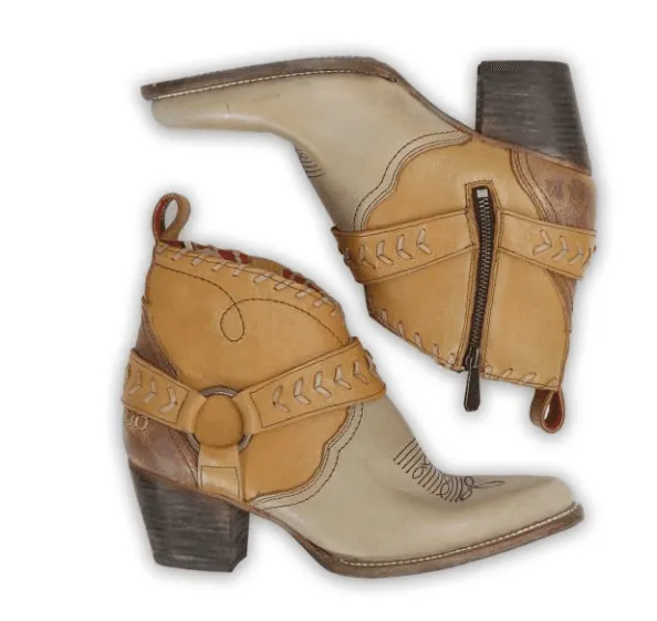 Bed Stu Women's Tania Cafe Latte Lux Leather Shortie Ankle Boots F392019-CTLX Comfort Gusset