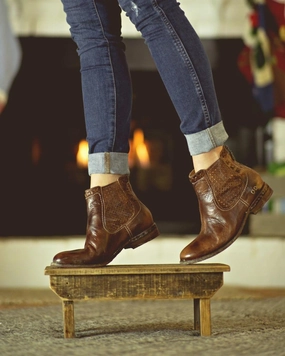 Bed Stu Women's Baylene Teak Driftwood Leather Ankle Bootie F321148 Odor Resistant Classic Line