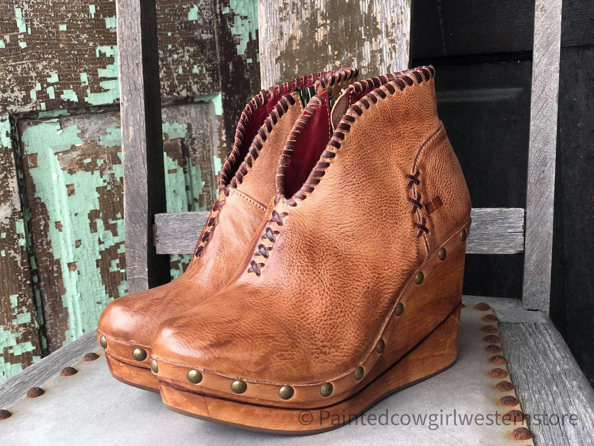 Bed Stu Women's Marina Tan Teak Rustic Leather Wooden Wedge Shoes F389007 Classic Core Ski Enthusiast