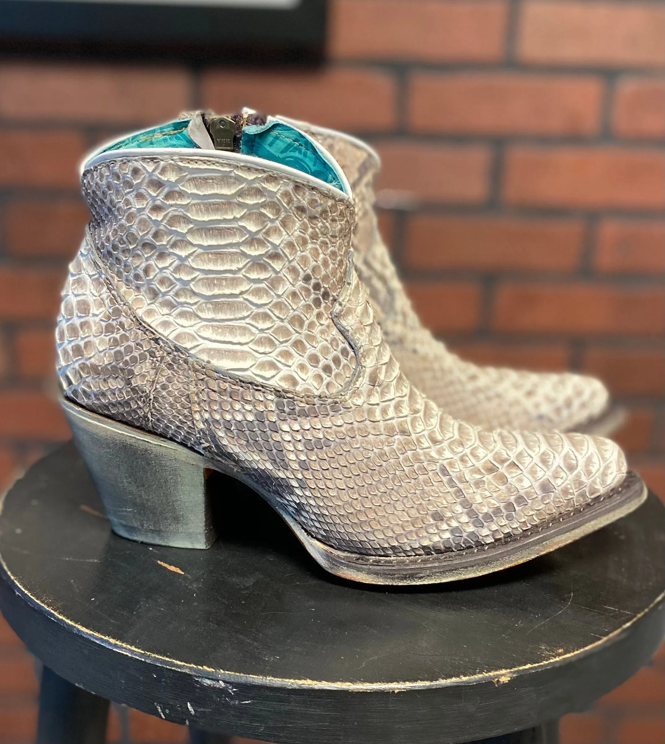 Stylish Design Country Soul Corral Women's Natural Python Snakeskin Ankle Bootie Boots A4319