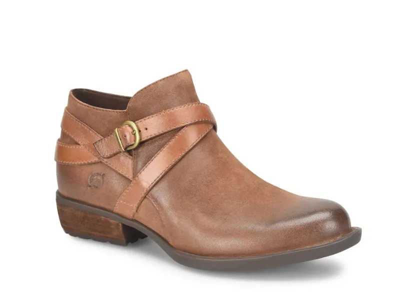 Western Style Born Women's Kelle Rust Tobacco Distressed Leather Ankle Boot BR0061880