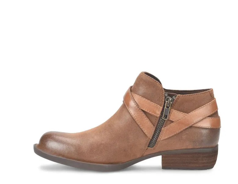 Minimal Design Street Ready Born Women's Kelle Rust Tobacco Distressed Leather Ankle Boot BR0061880