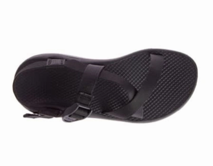 J107366 Chaco Women's Z/Cloud Solid Black Beach-ready Footwear