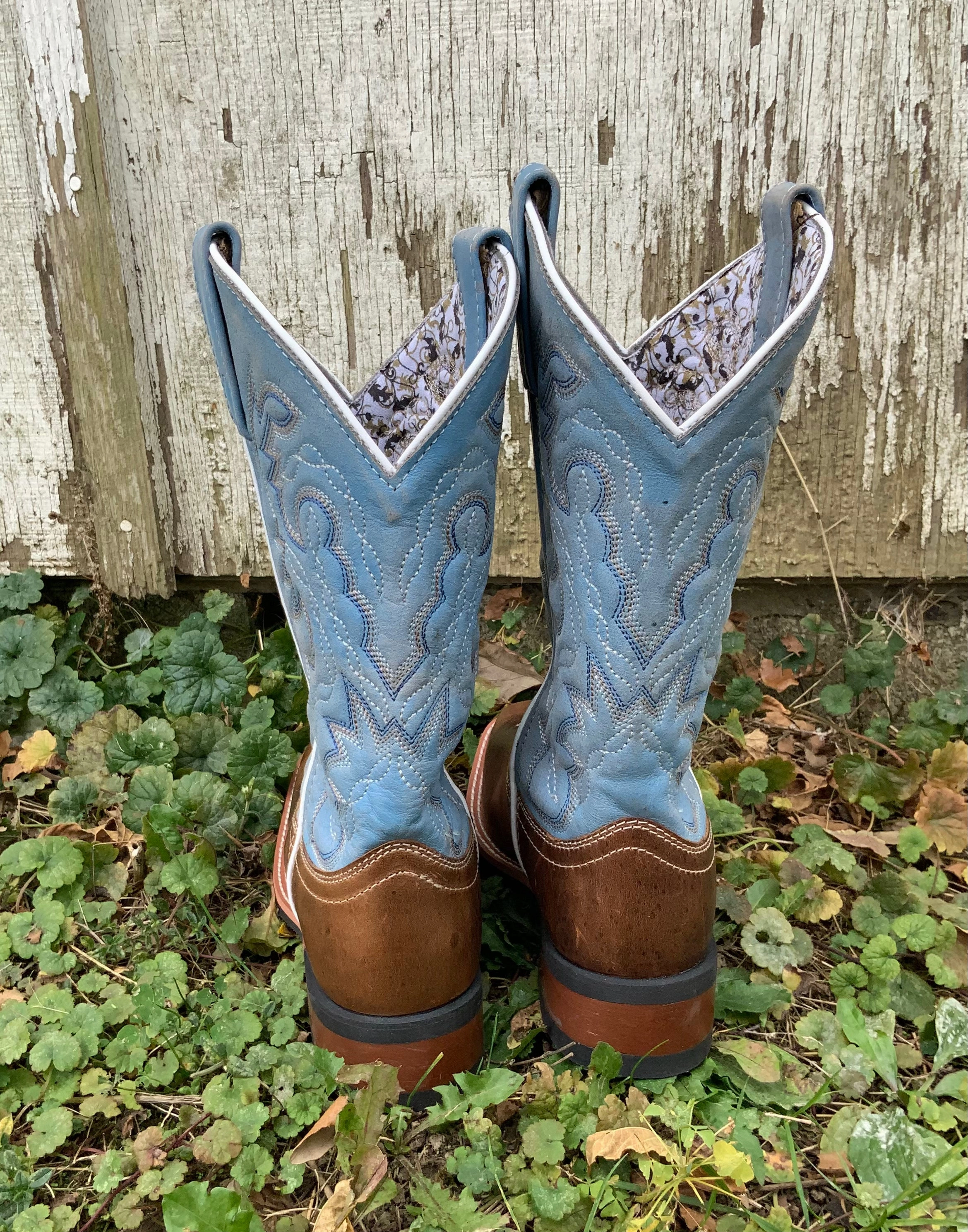 Laredo Women's Darla Honey Square Toe Cowgirl Boots 5895 Footbed Protective Layer