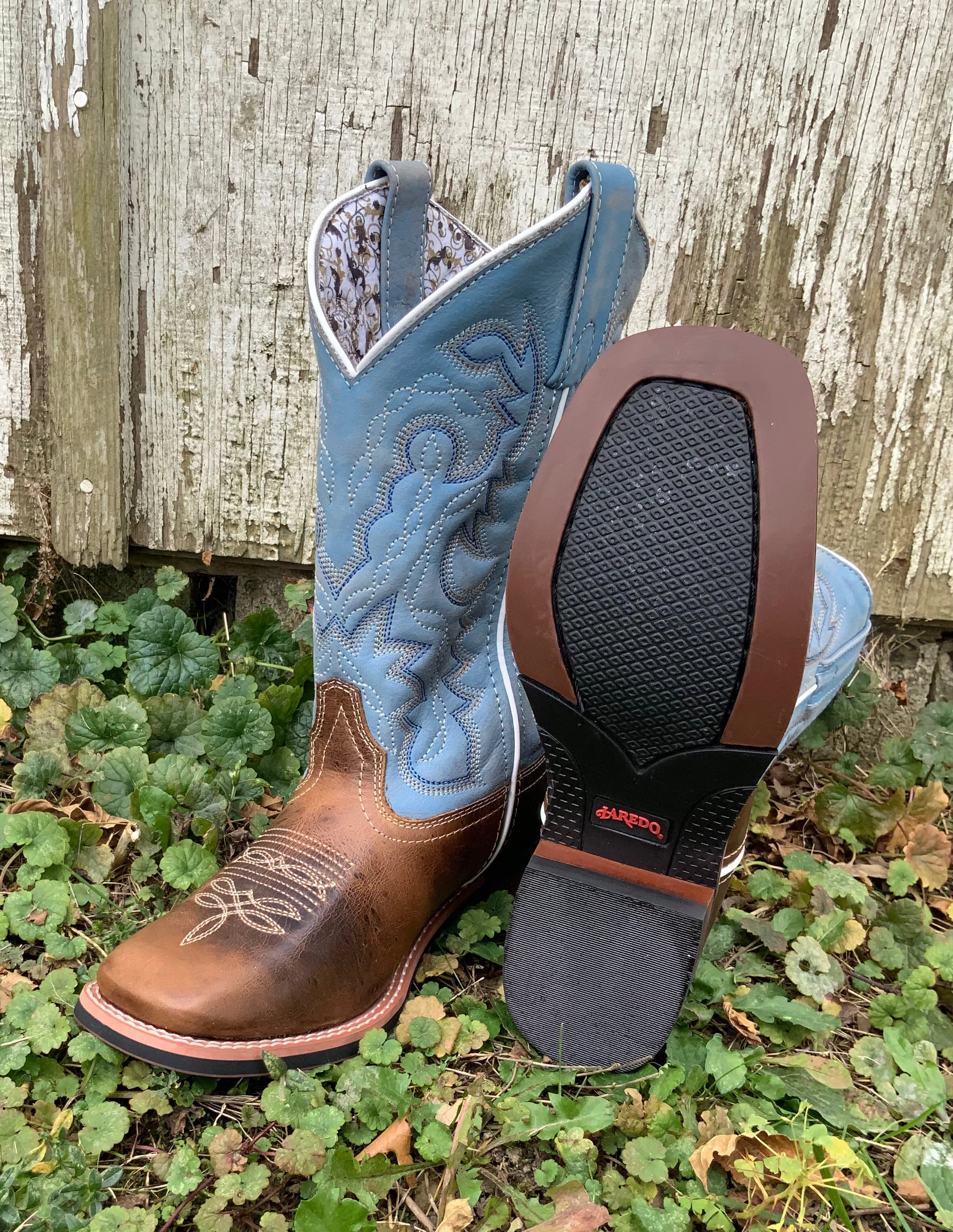 Laredo Women's Darla Honey Square Toe Cowgirl Boots 5895 Easy on Biker