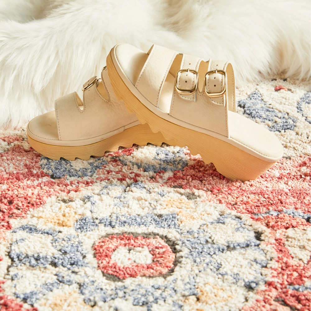 Charlotte Mid Beep Bone Closed Toe Style