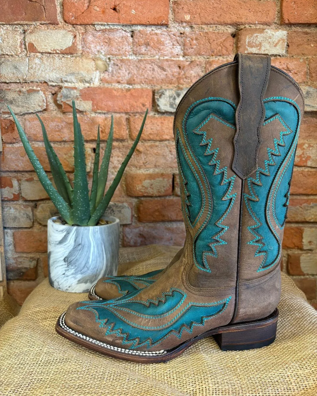 Everyday Wear Anti Slip Circle G Women's Brown & Turquoise Inlay Square Toe Cowgirl Boots L6128