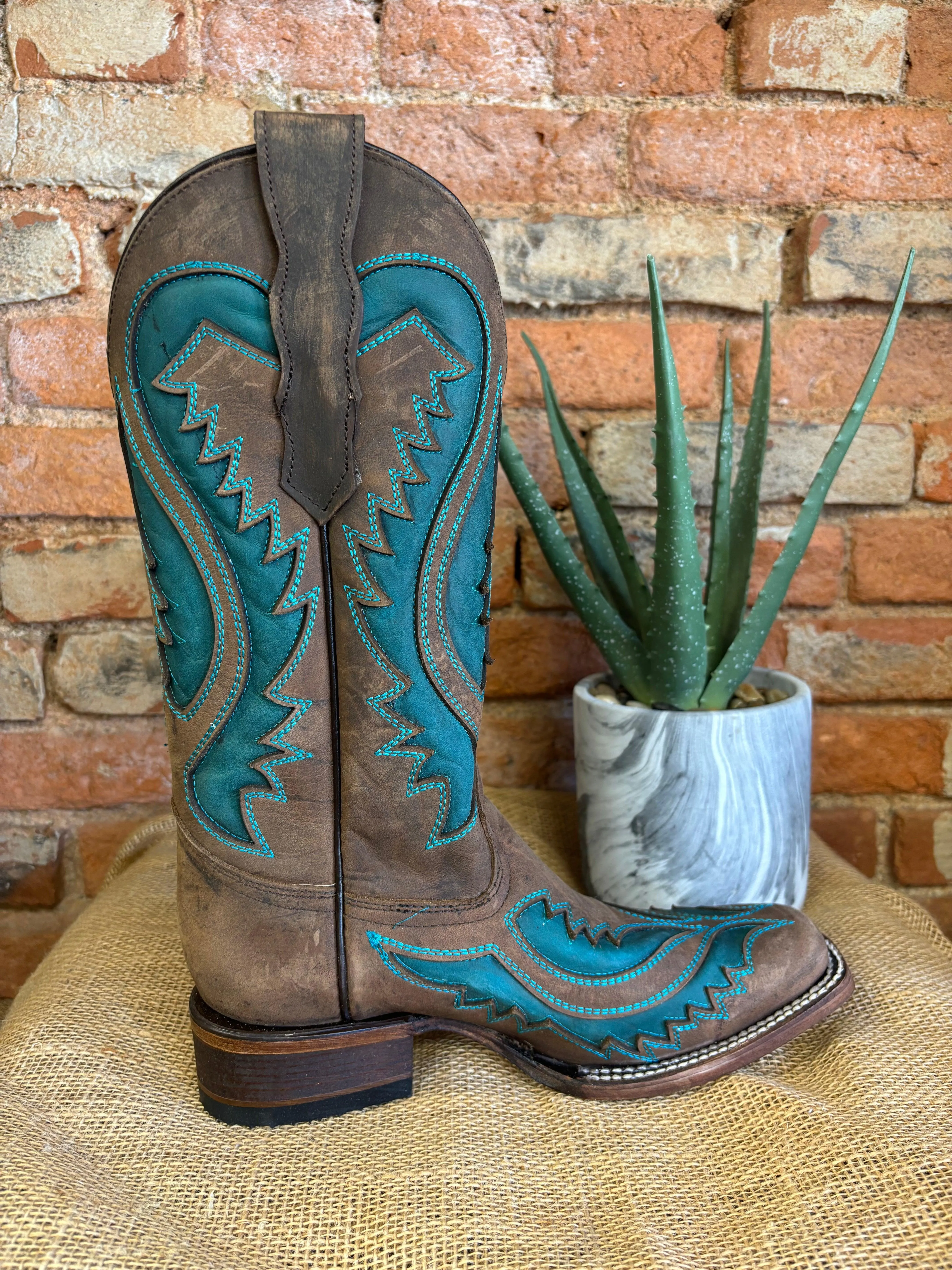 Circle G Women's Brown & Turquoise Inlay Square Toe Cowgirl Boots L6128 Comfy Step