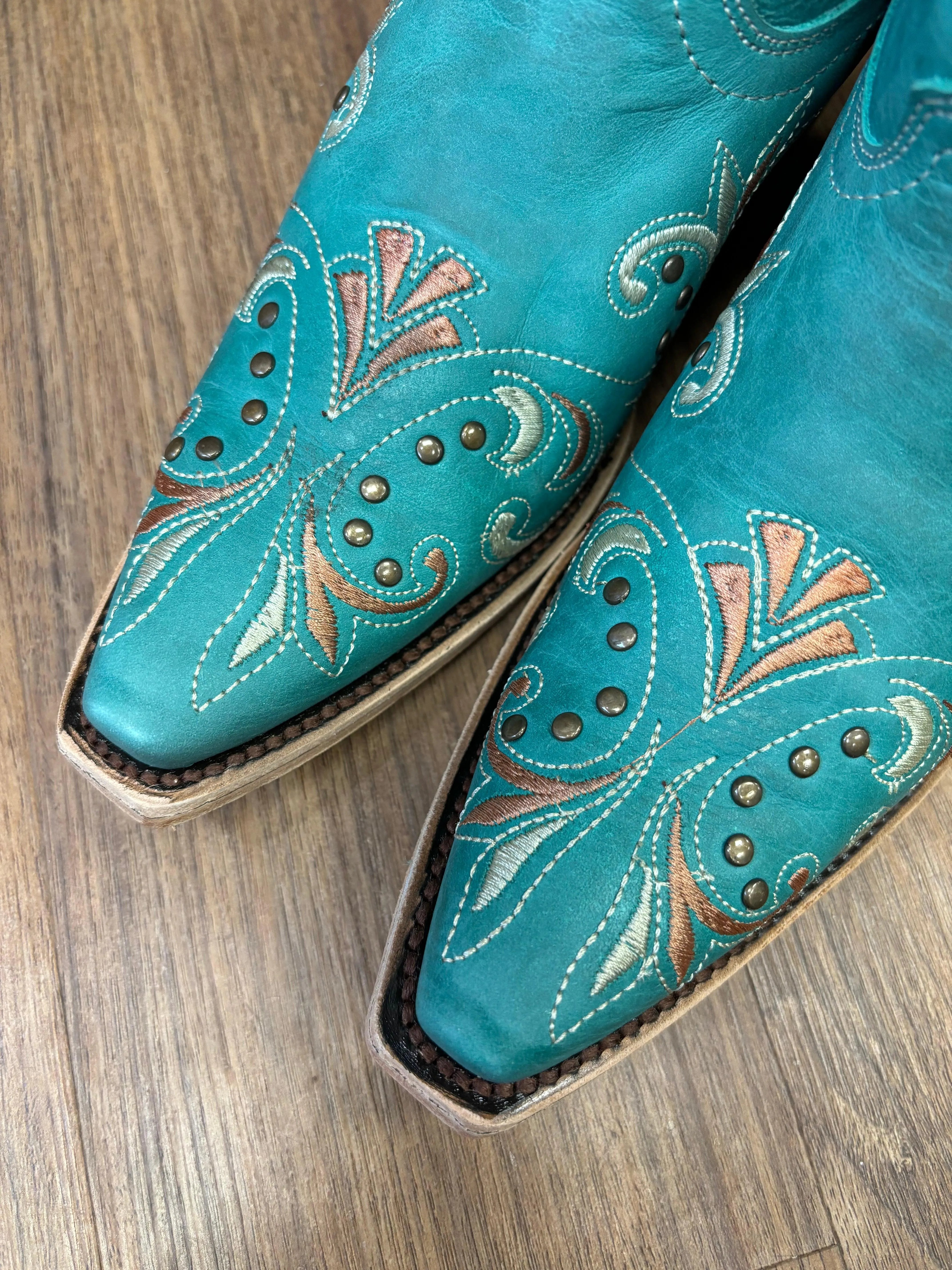 Circle G Women's Teal Embroidered & Studs Snip Toe Cowgirl Boots L5965 Reinforced Seams Comfortable Insole