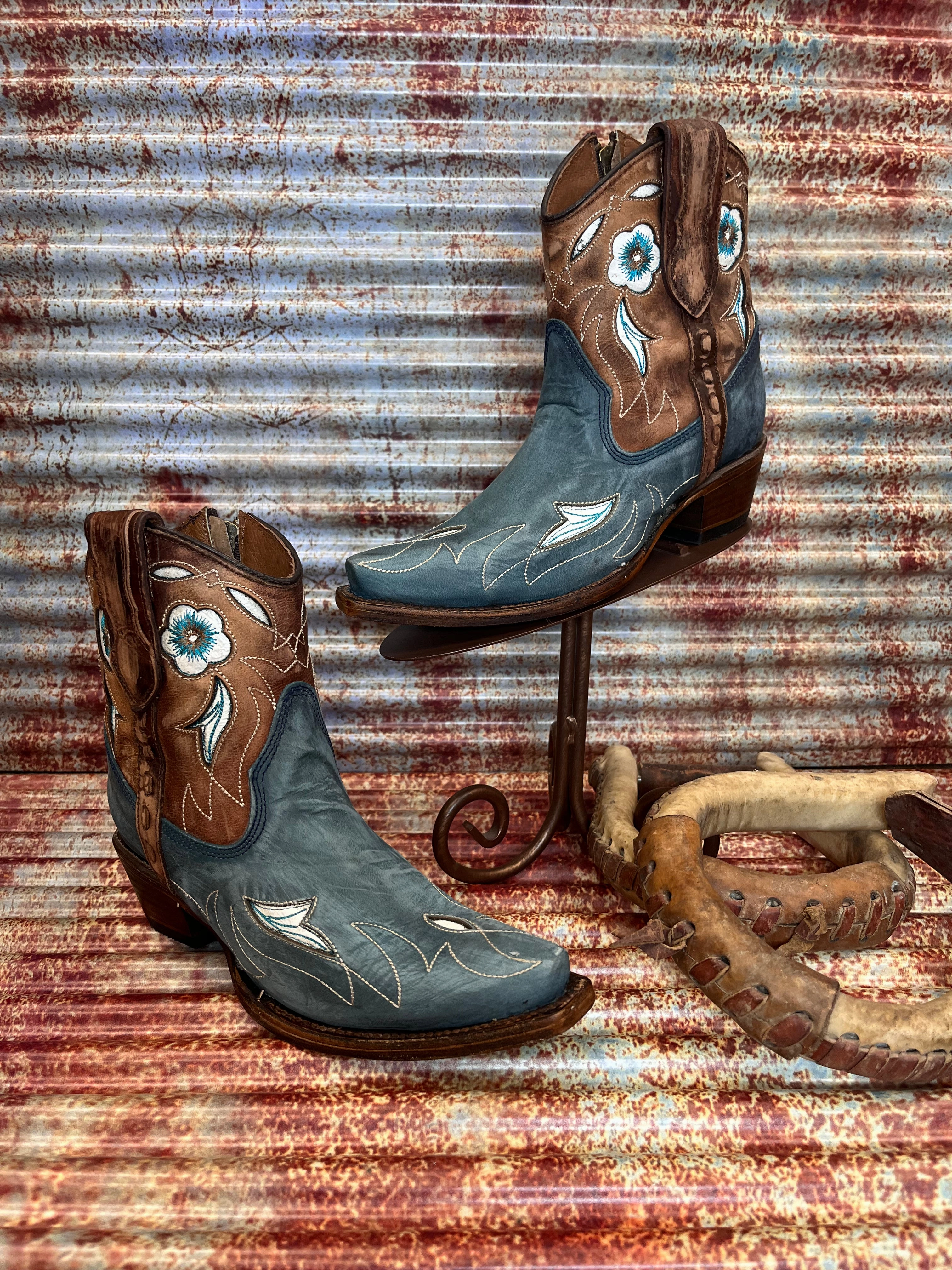 Perfect Fit Circle G Women's Blue Sheron Brown and Navy Ankle Boots L5940