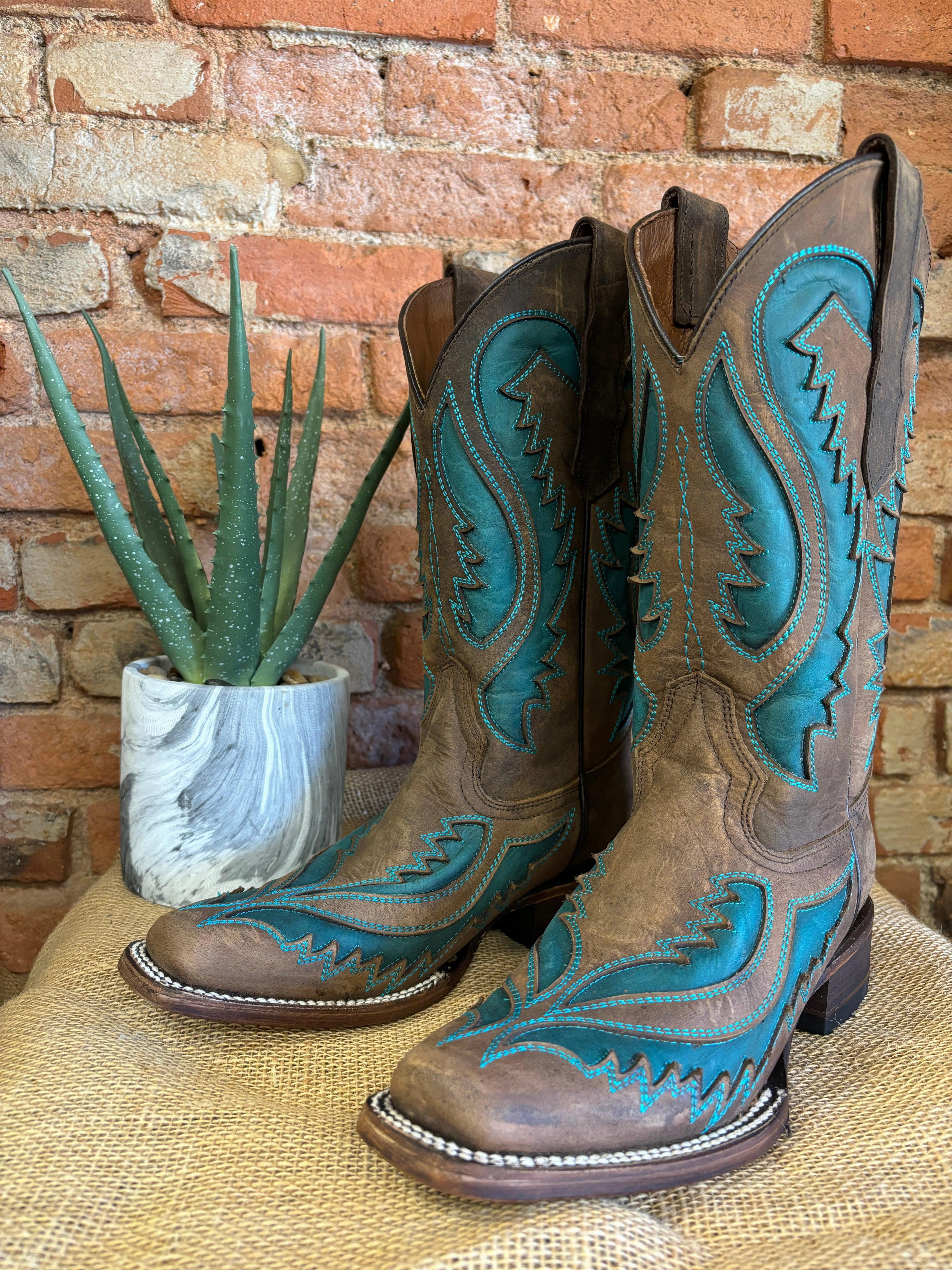 Circle G Women's Brown & Turquoise Inlay Square Toe Cowgirl Boots L6128 Classic Color