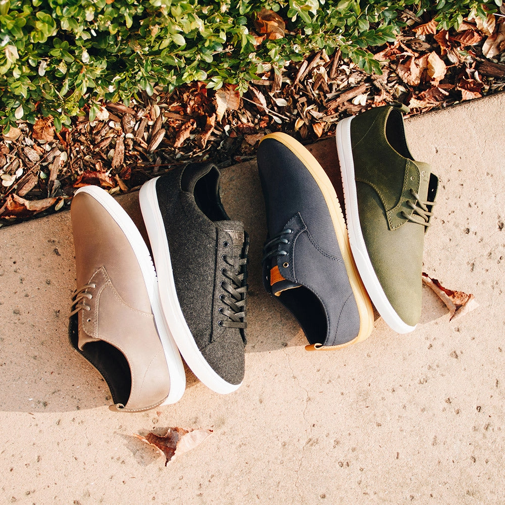 Comfortable fit Glam silhouette Clae Ellington Leather Sneaker