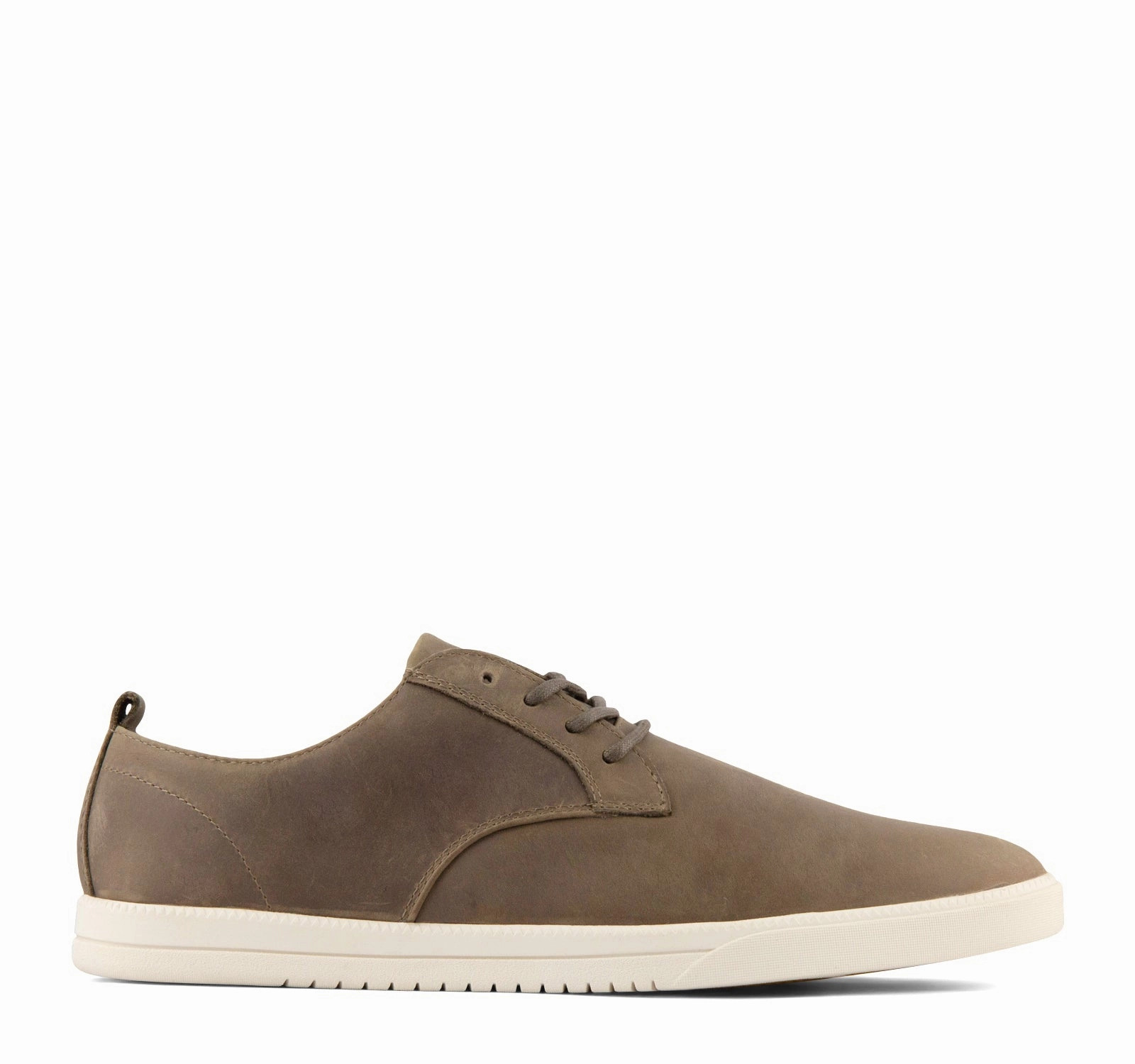 workout shoes Easy Walk Clae Ellington Leather Sneaker