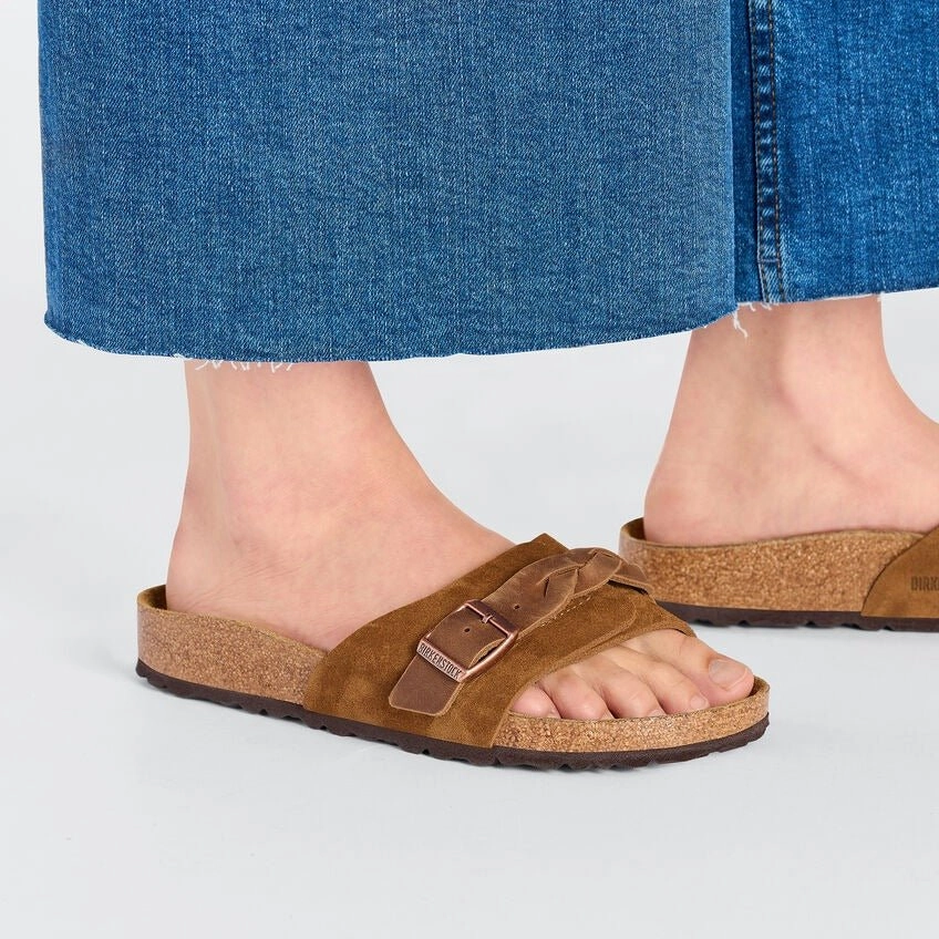 Oita Braid | Suede | Mink Travel-Friendly Shoes