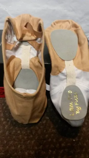 Comfort Grip Lam Pro -- Canvas Split Sole Ballet -- Flesh