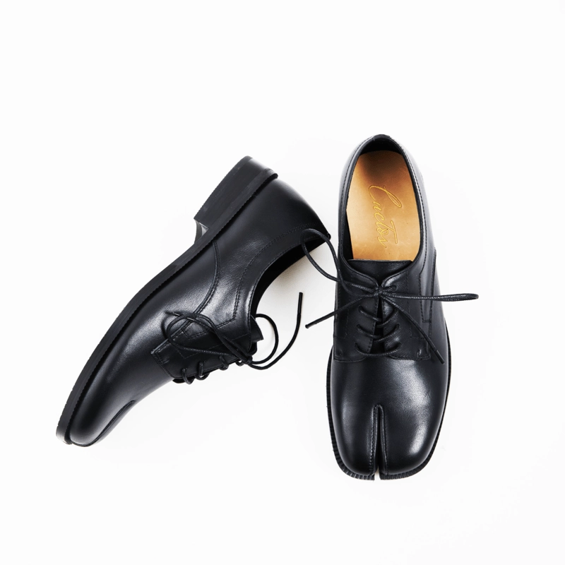 Clover Split Toe Flat Leather Tabi Shoe for Women Daily Chill Night Out