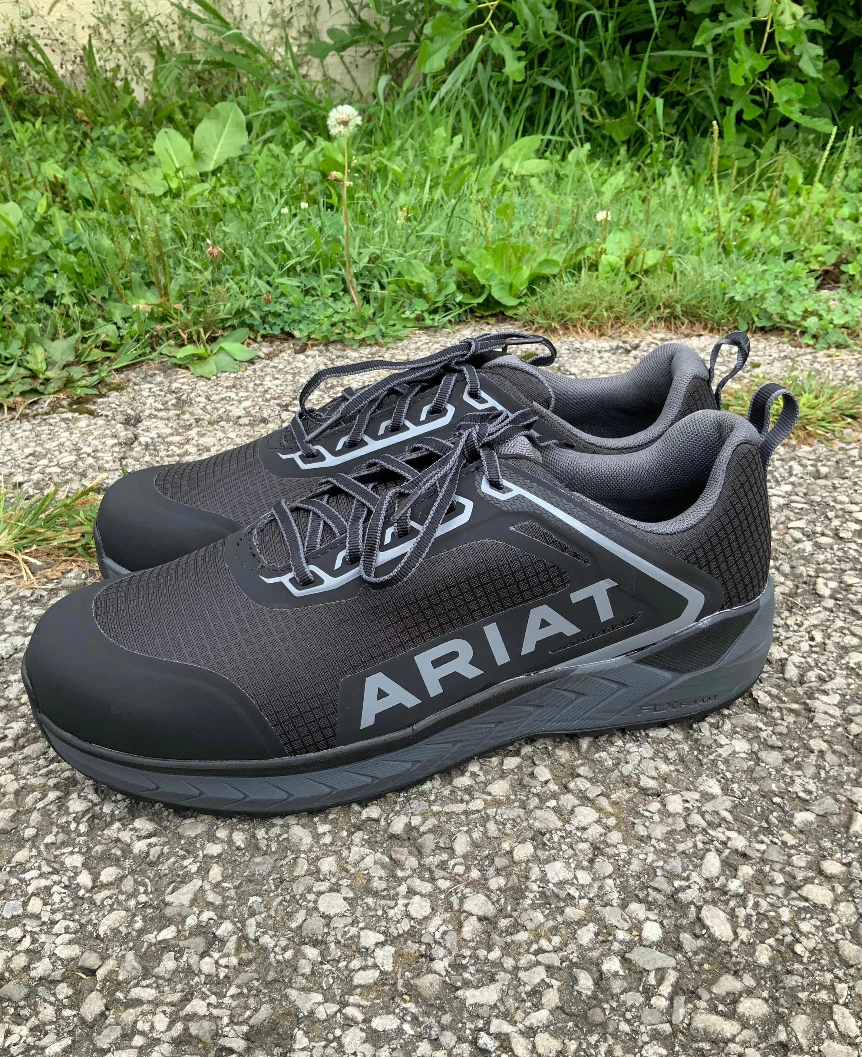 Winter Base Ariat Men's Outspace Composite Toe Safety Work Shoe 10040283