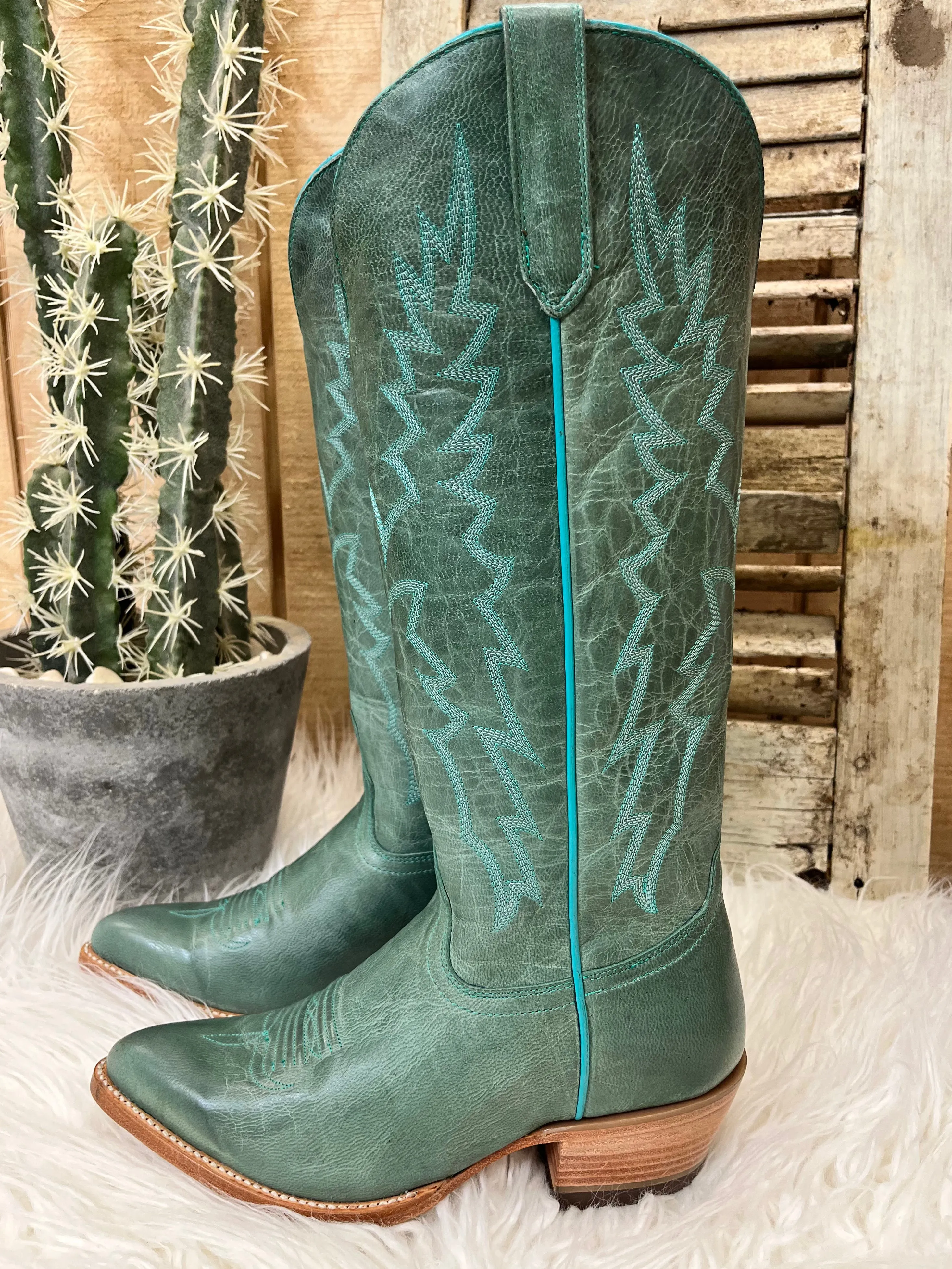 Lace Up Style Performance Wear Black Star Women's Dusty Turquoise Sierra Almond Toe Cowgirl Boots WBAL004