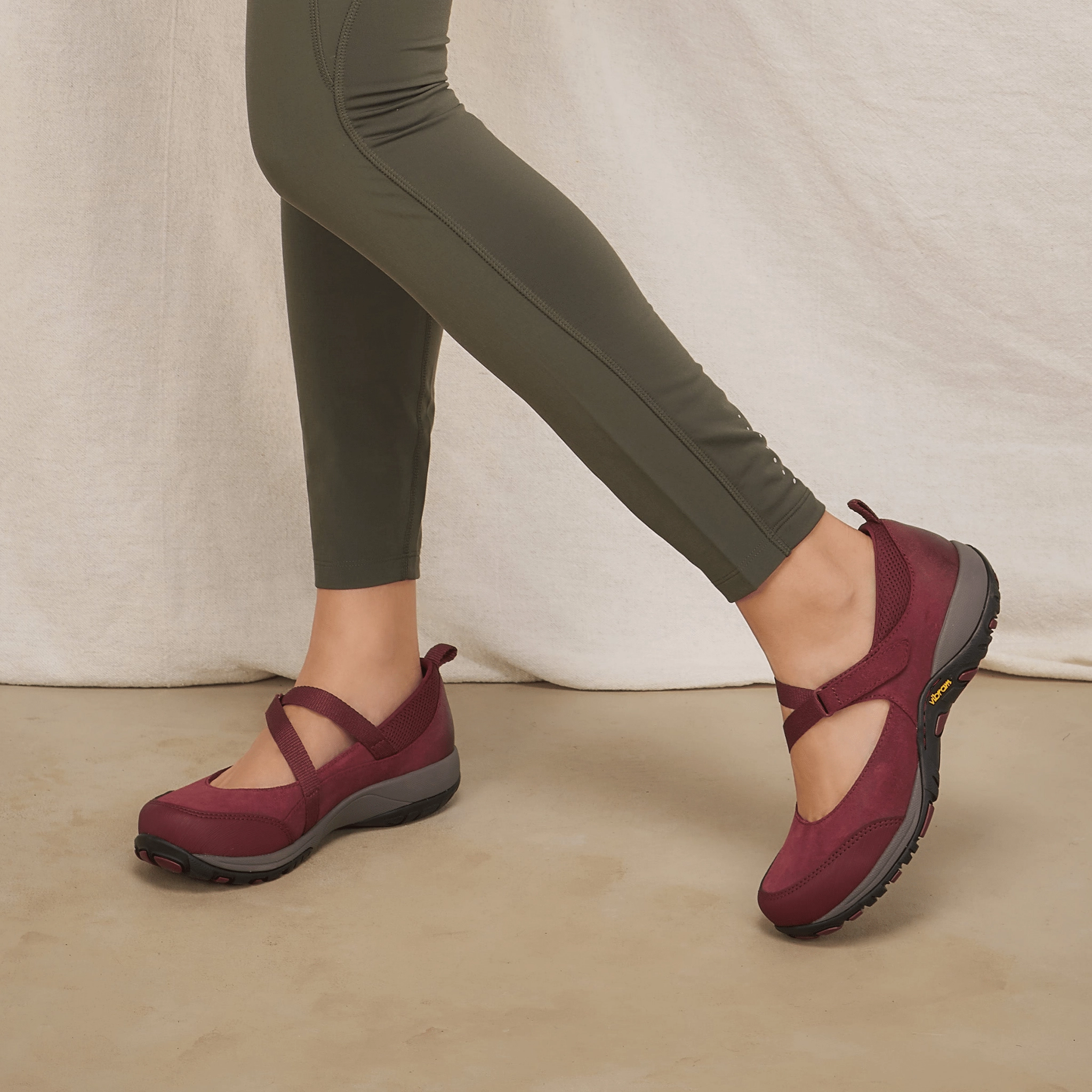 Island Step Shine Tone Primrose | Waterproof | Burnished Suede | Wine