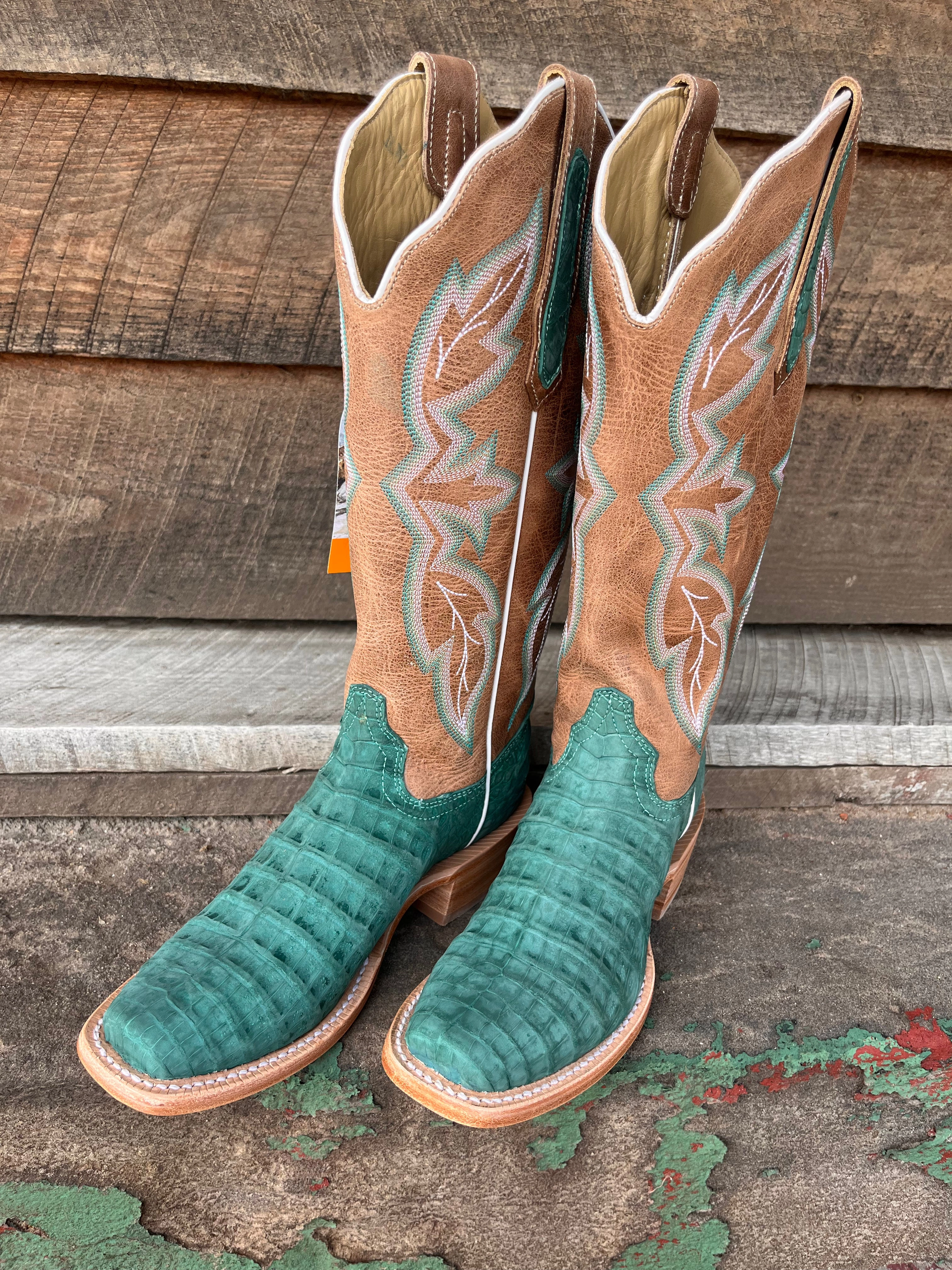 Light Step Flexible Shank R. Watson Women's Nubuck Turquoise Caiman Belly Narrow Square Toe Cowgirl Boots RWL2011-1