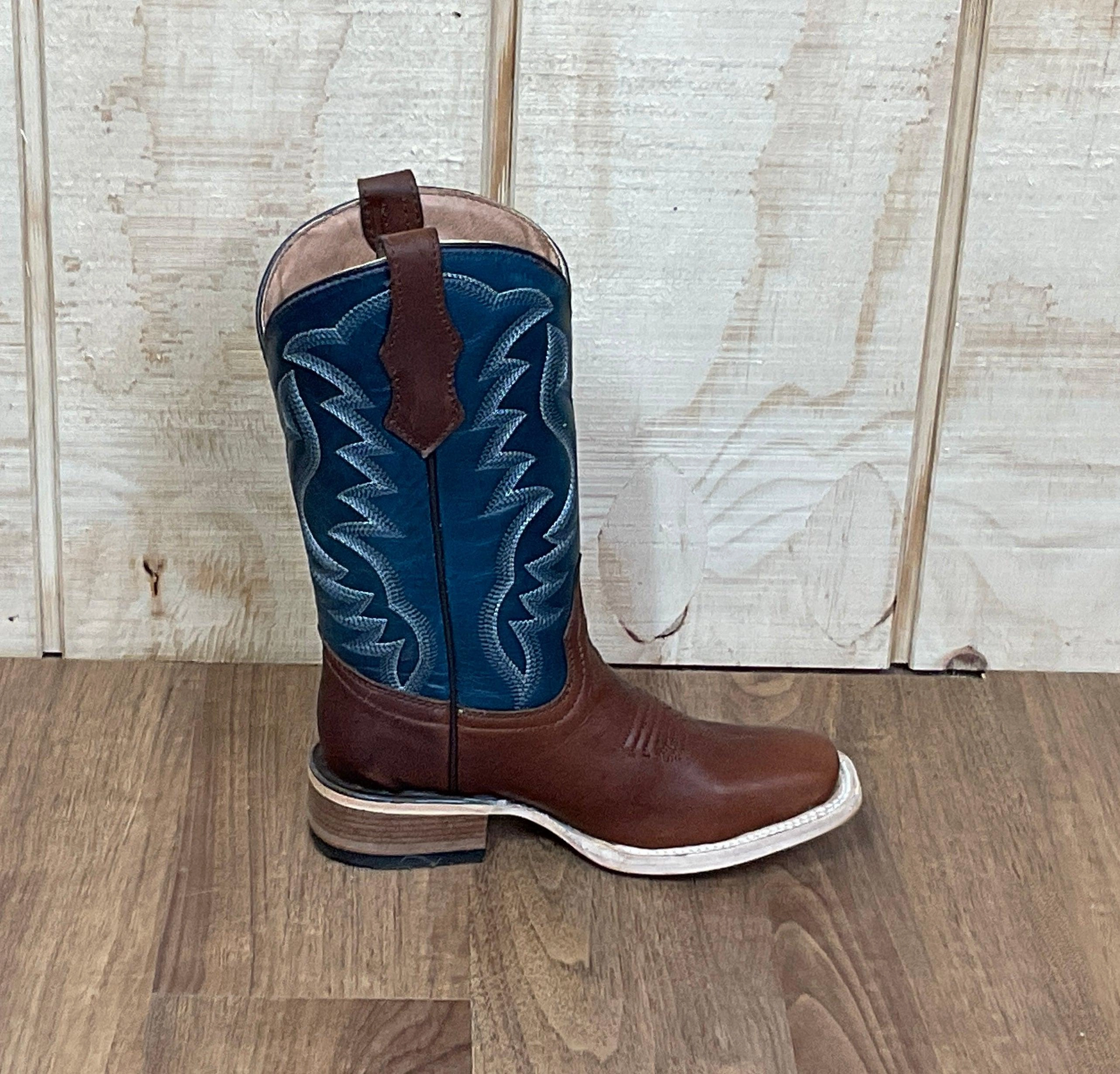 Robust Build Comfort Flex Circle G Teen Brown/Blue Embroidery Shaft Square Toe Boots J7103