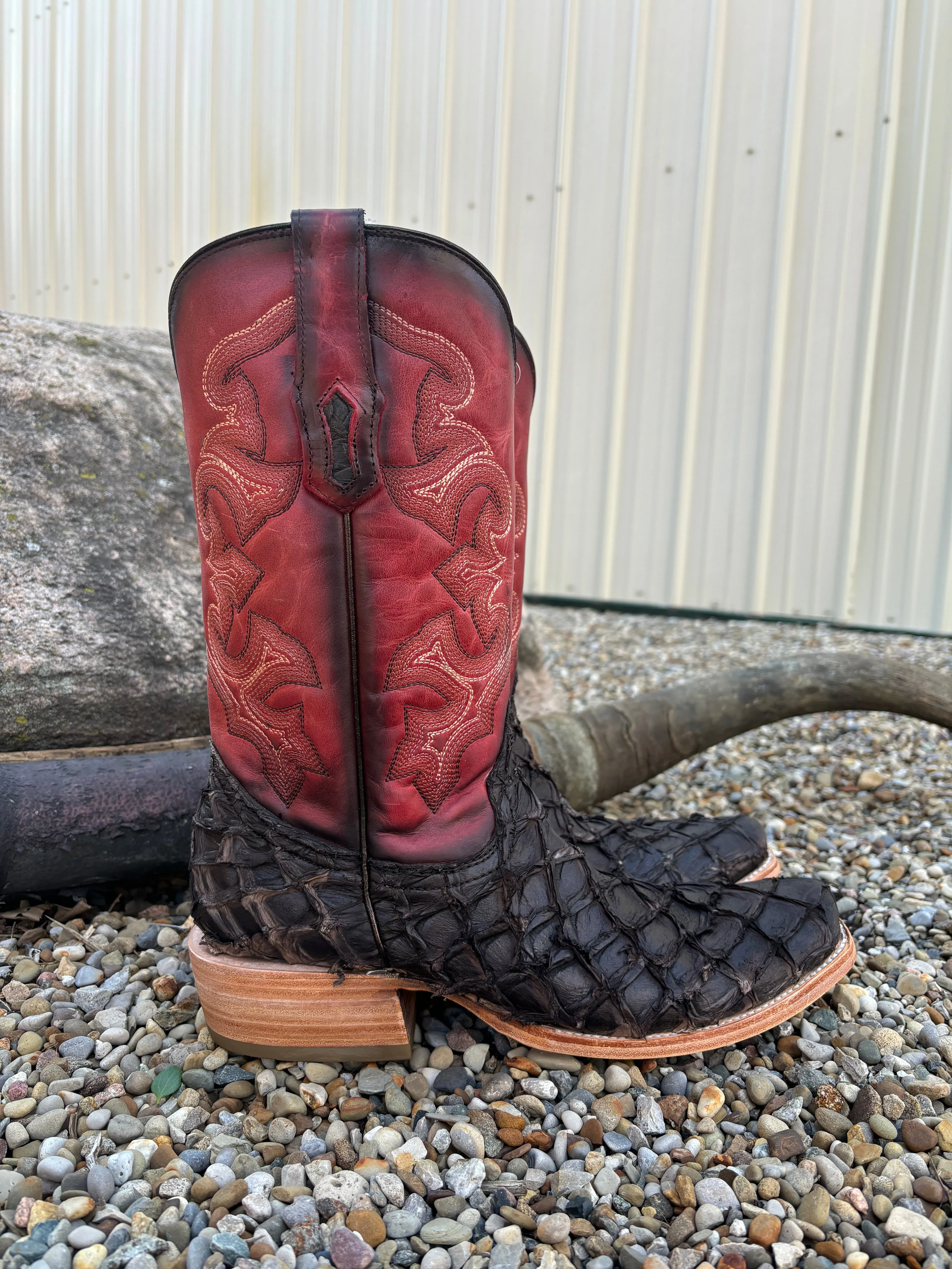 Modern Lines Breath Flow Corral Men's Dark Brown Pirarucu Big Bass & Red Top Narrow Square Toe Cowboy Boots A4536