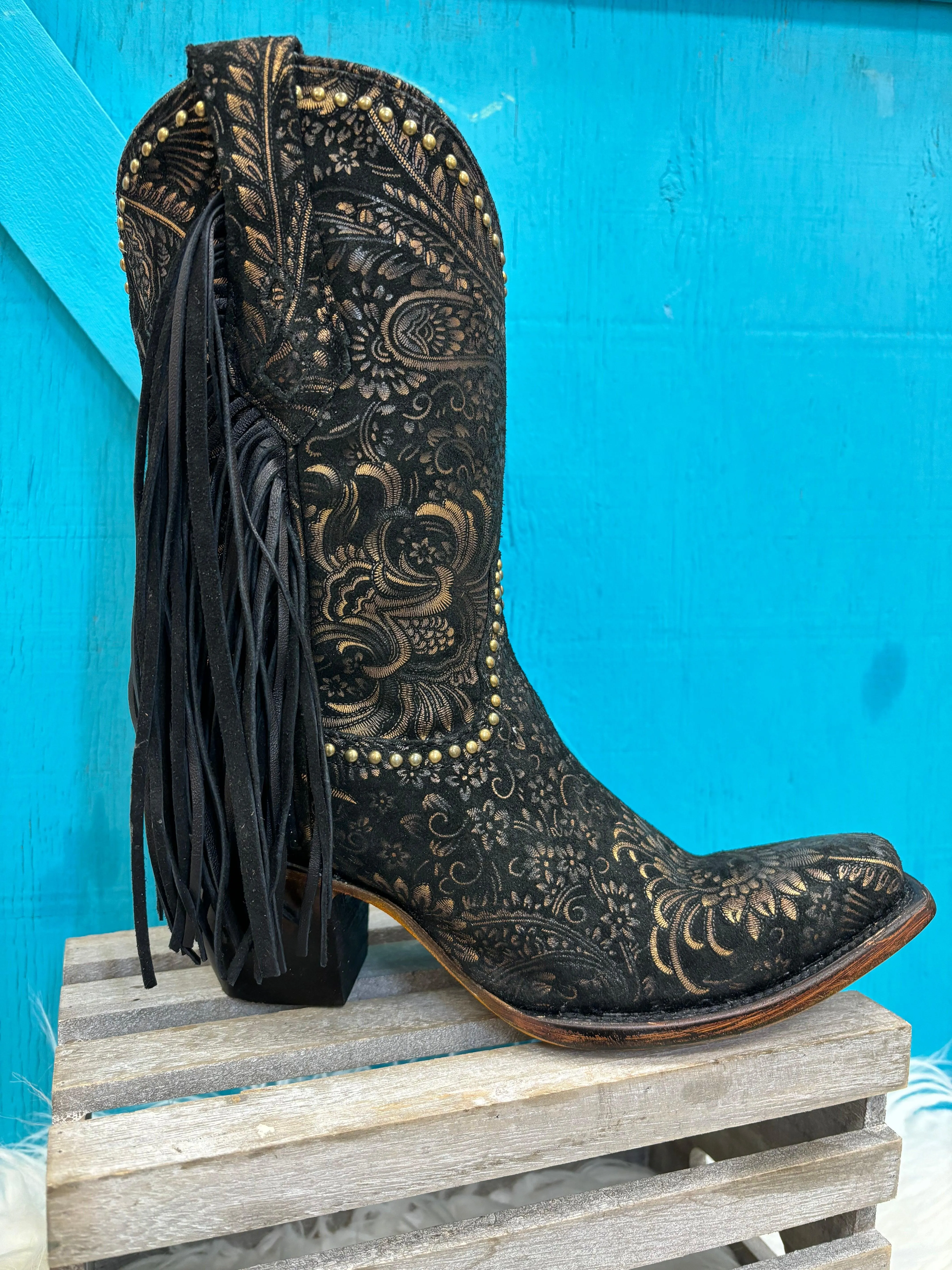 Arctic Cold Corral Women's Black and Gold Stamped Floral Suede Fashion Cowgirl Boots A4492