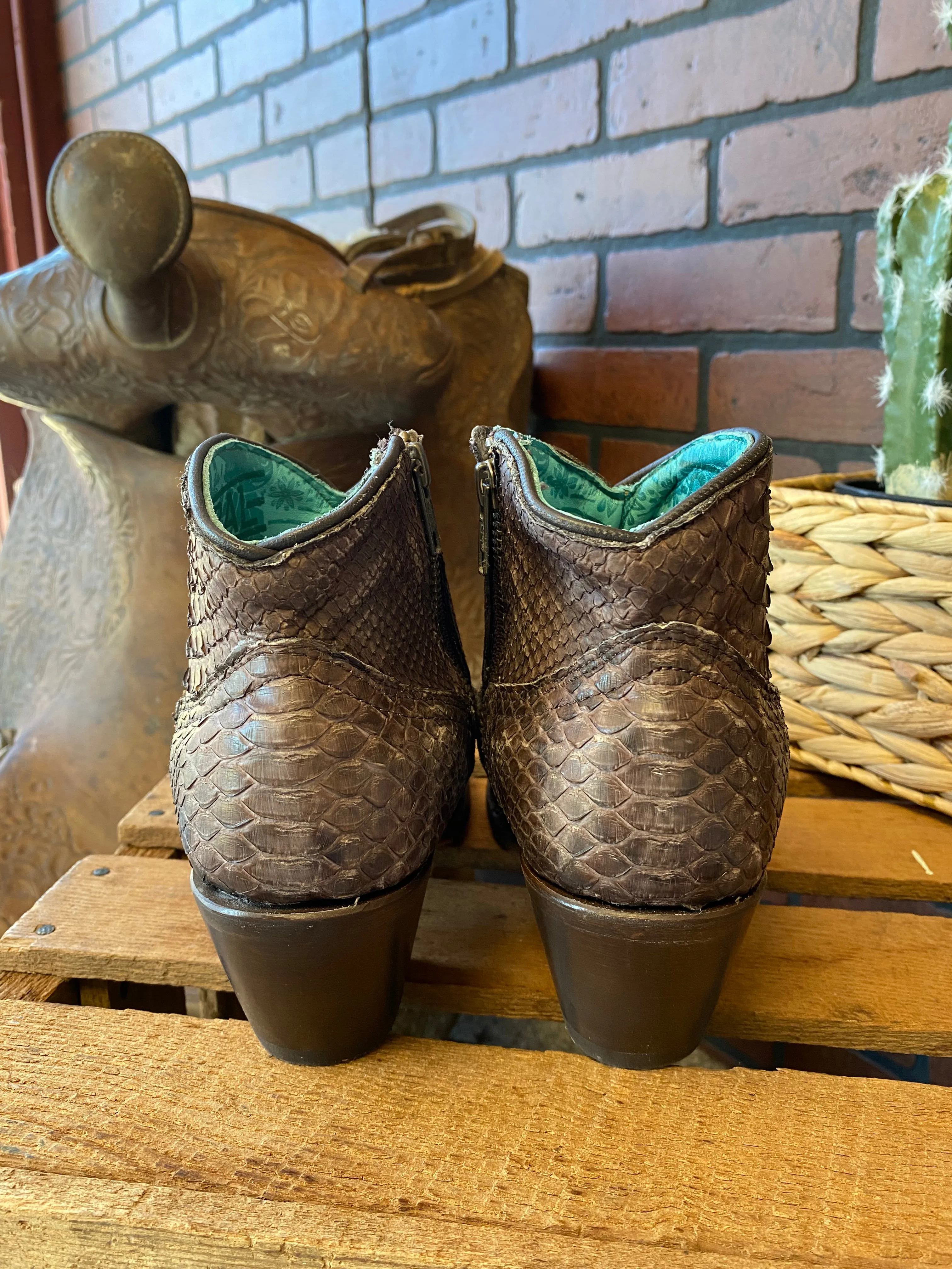 Solid Stitching Corral Women's Chocolate Python J Toe Bootie A4325